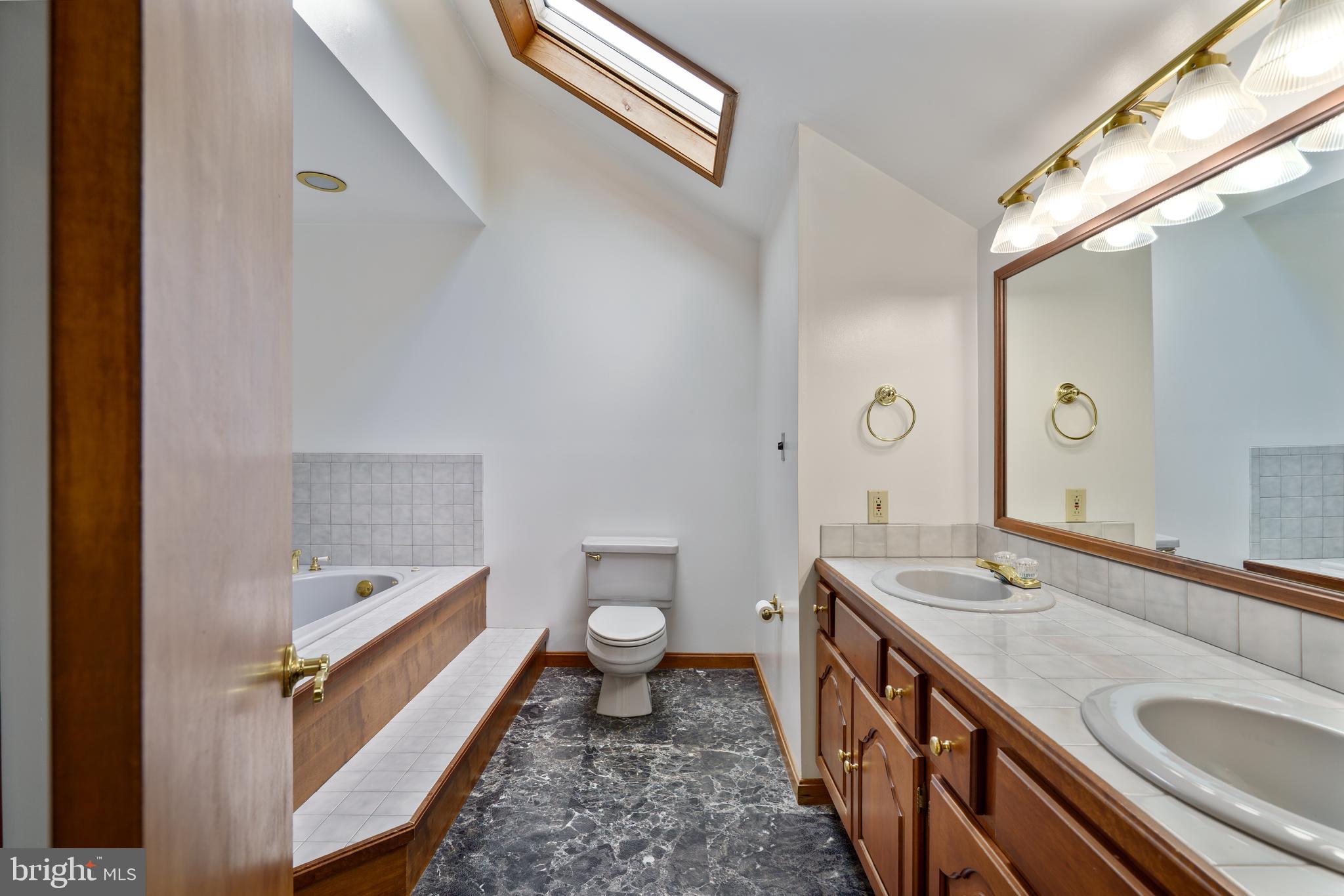 CHESTNUT RIDGE - Residential