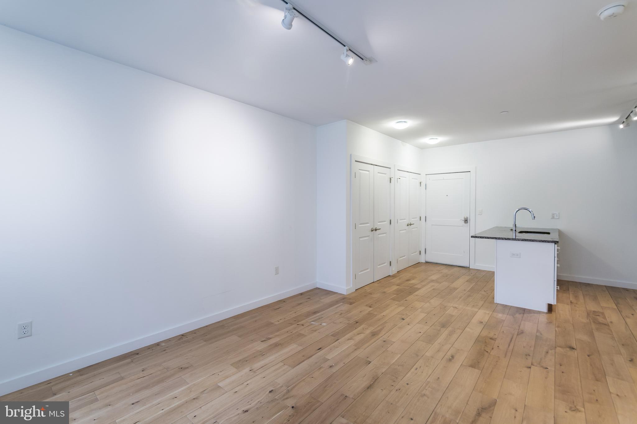 OLD CITY - Residential Lease