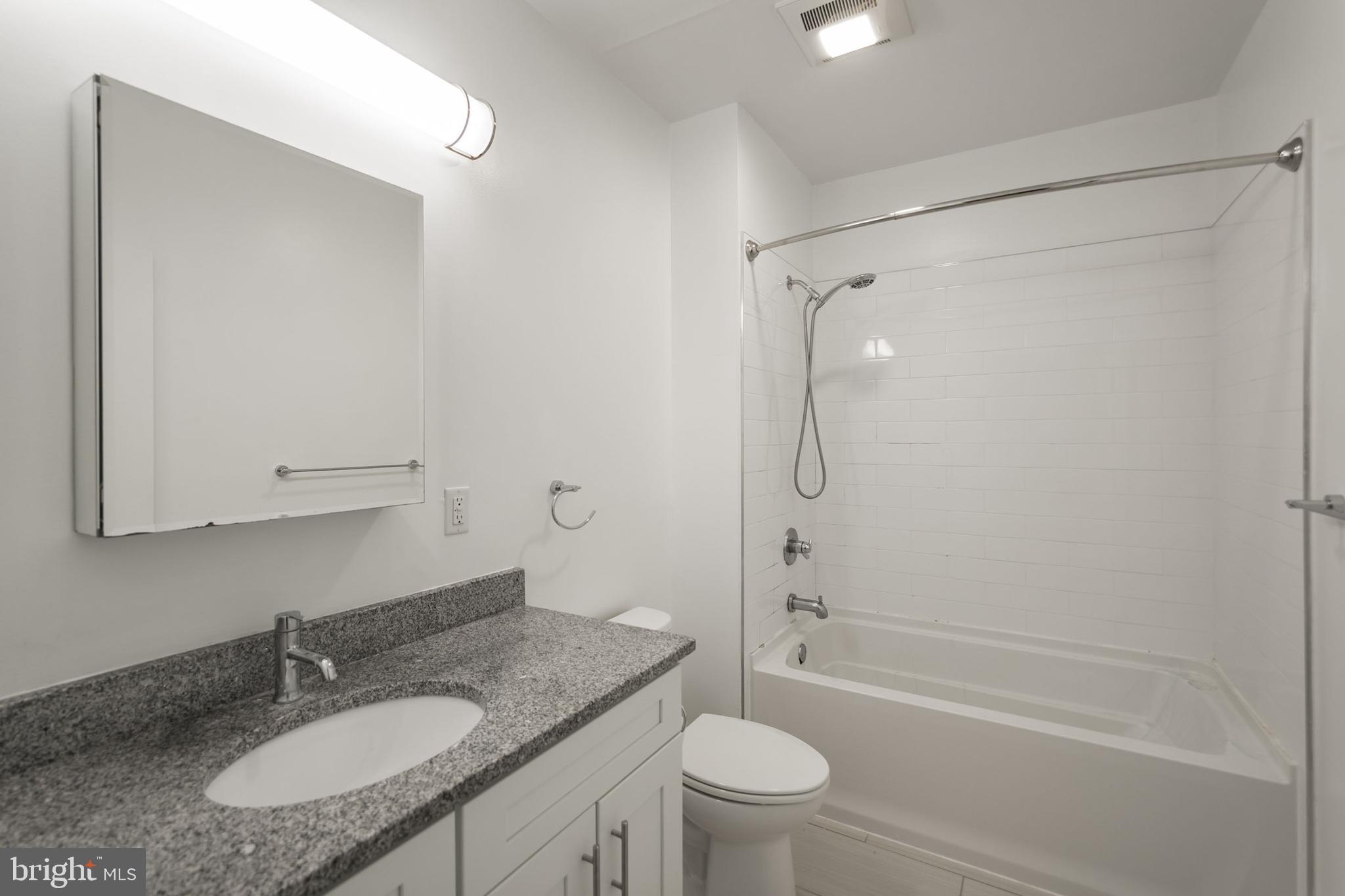 OLD CITY - Residential Lease