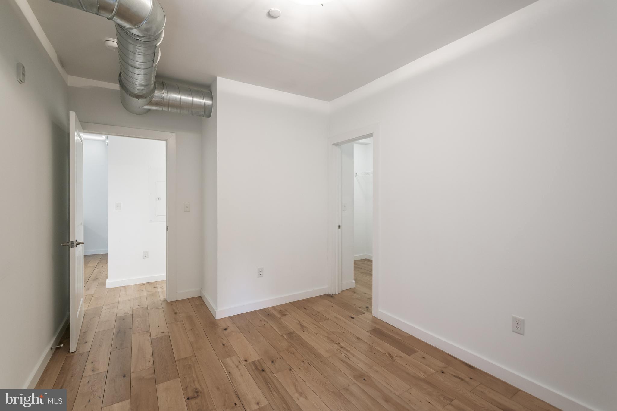 OLD CITY - Residential Lease