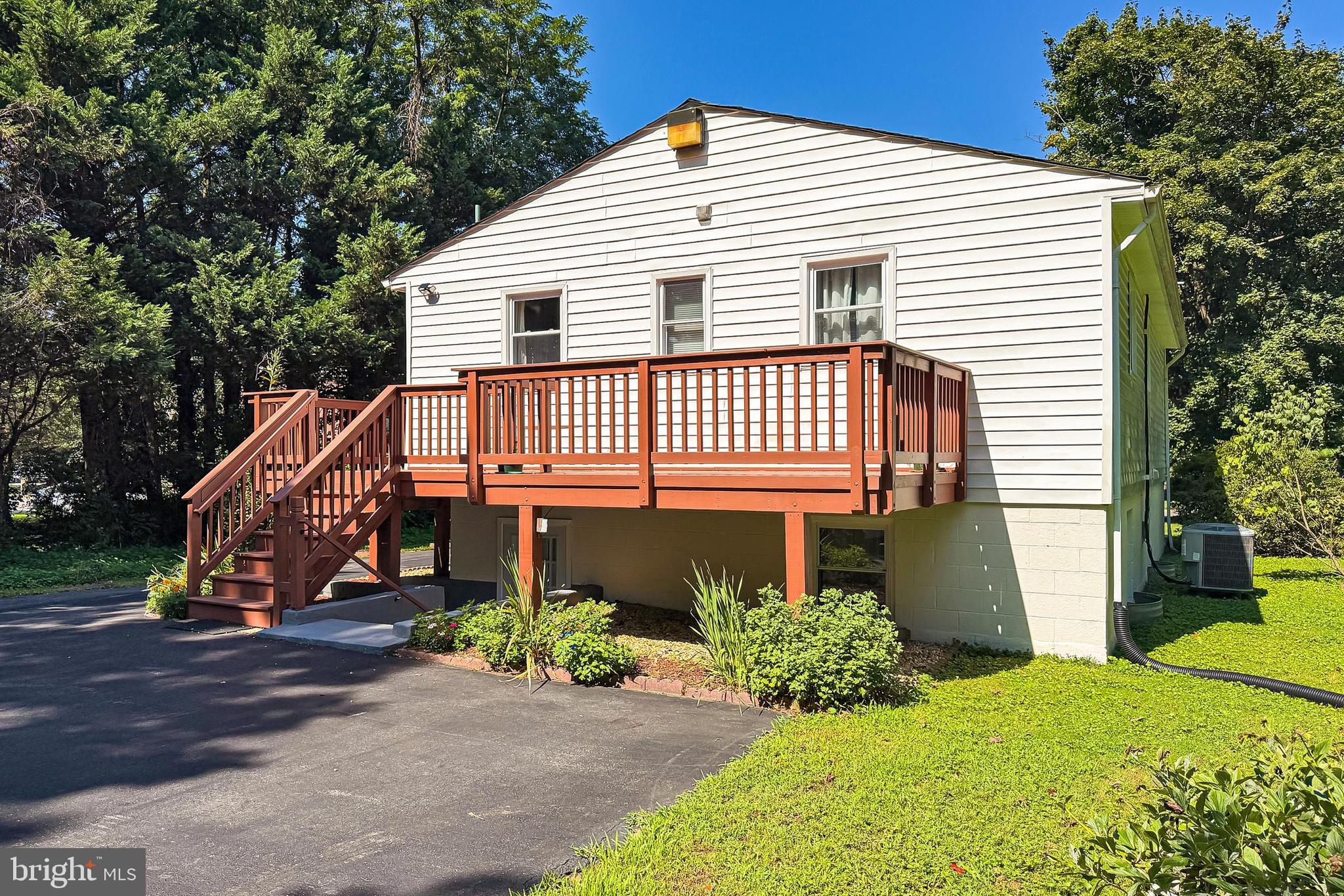 2843 ANNANDALE ROAD