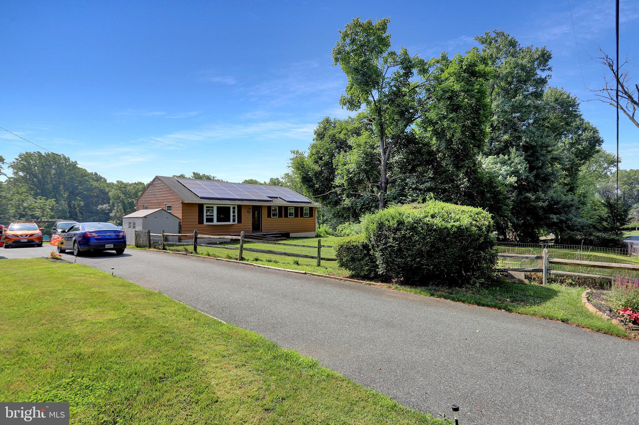 JARRETTSVILLE - Residential