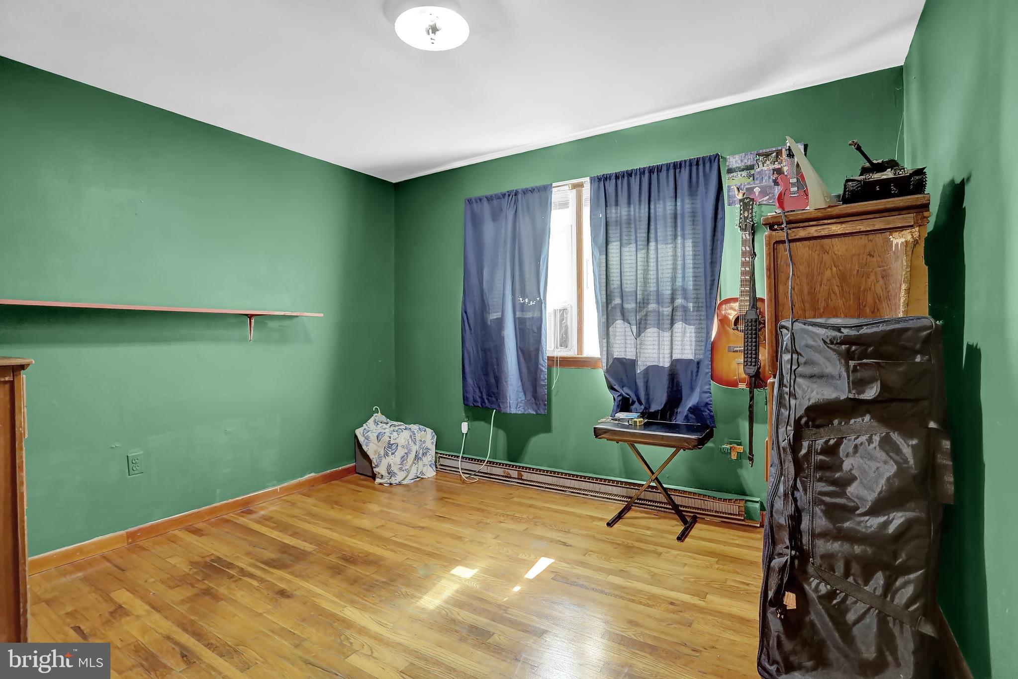 JARRETTSVILLE - Residential