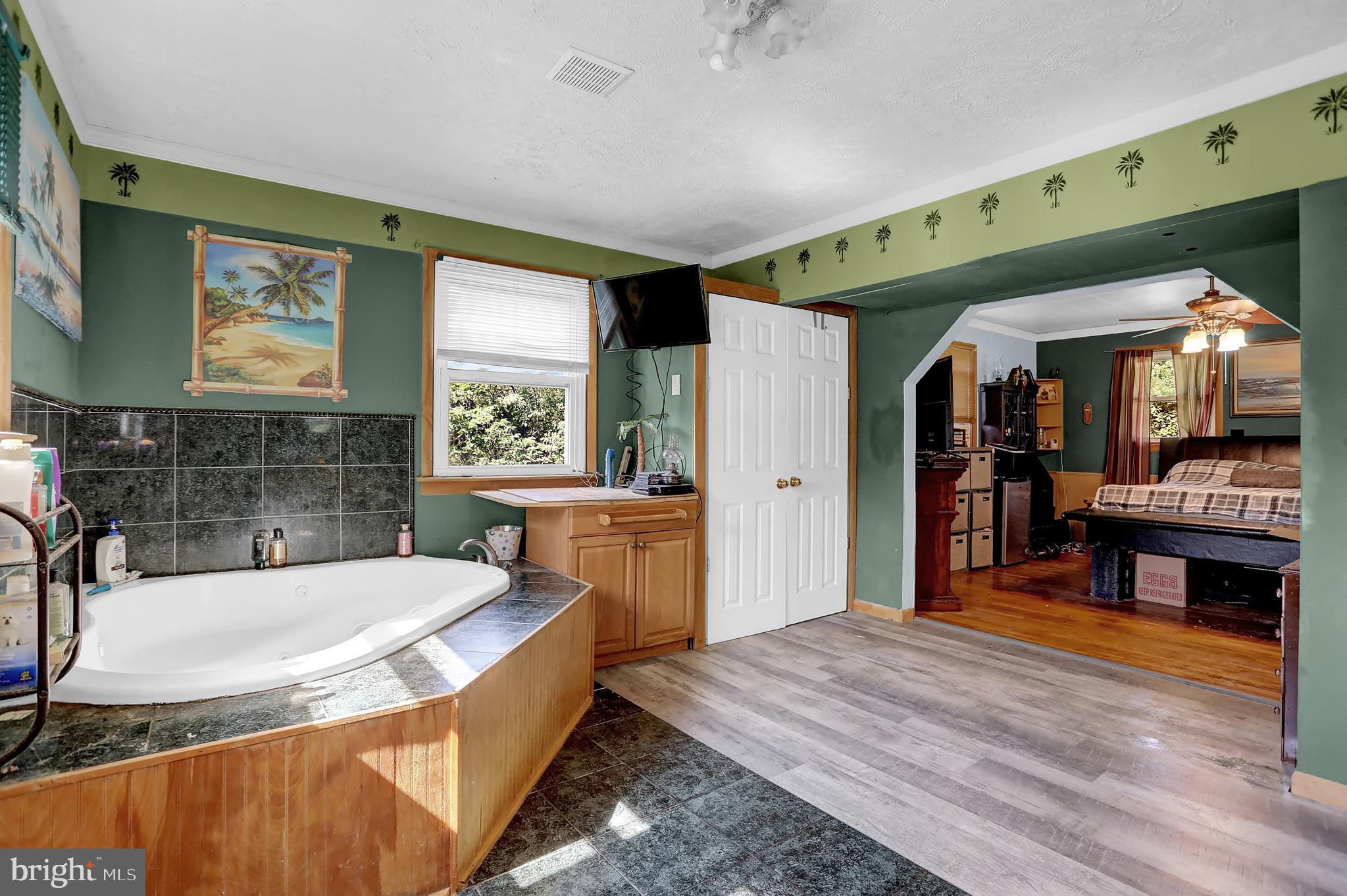 JARRETTSVILLE - Residential