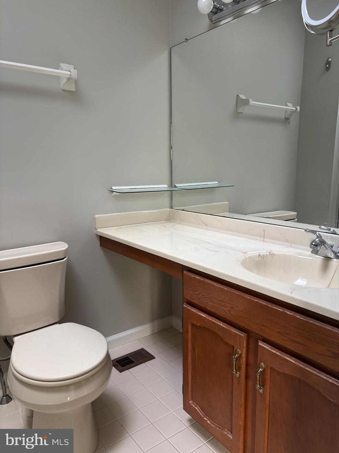 BALLINAHINCH - Residential Lease