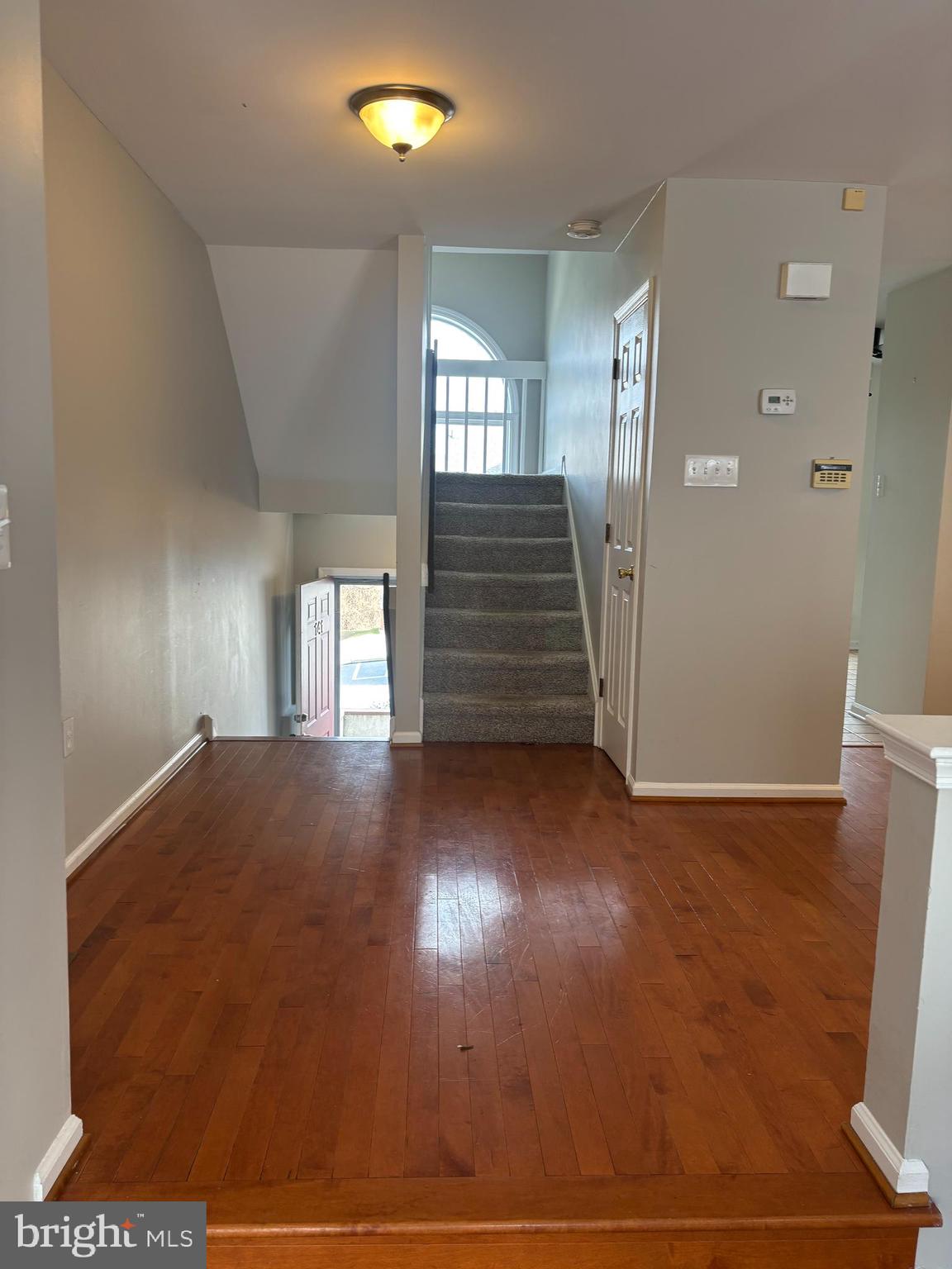 BALLINAHINCH - Residential Lease