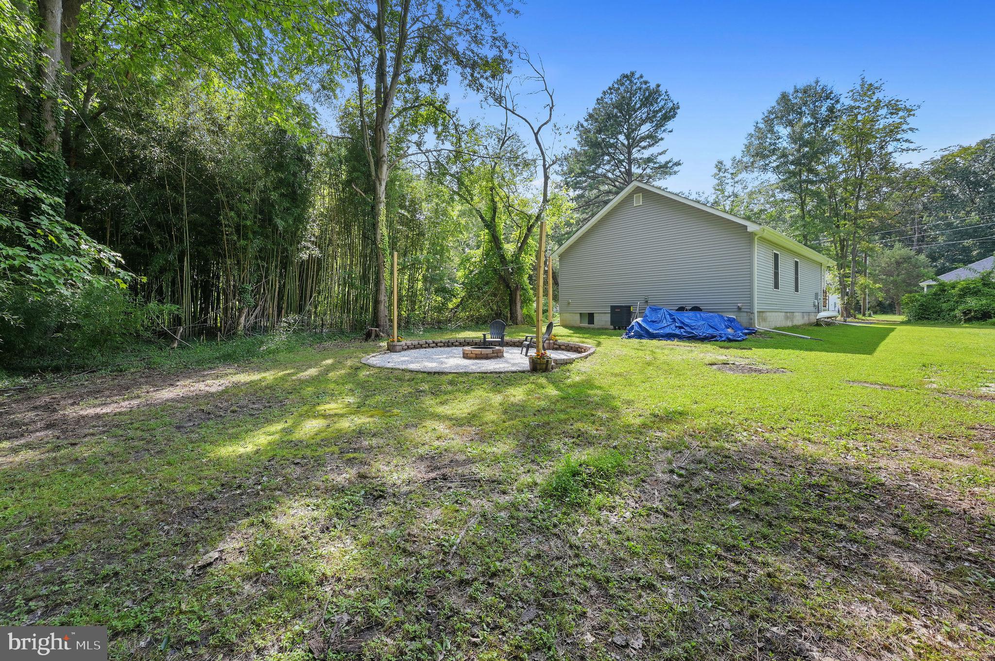 1362 W COLLEGE ROAD