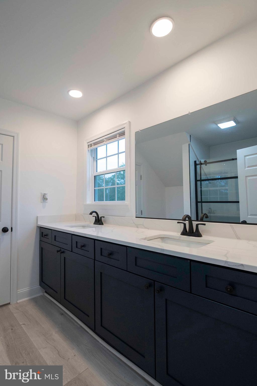 SHEN FARMS MT LAKE - Residential