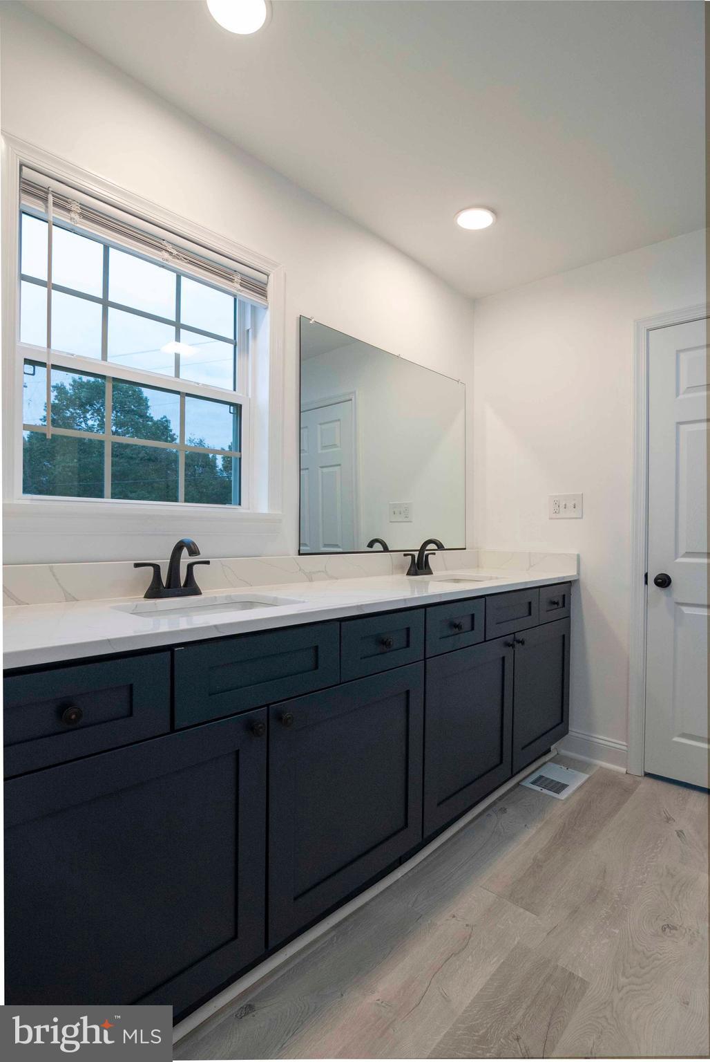 SHEN FARMS MT LAKE - Residential