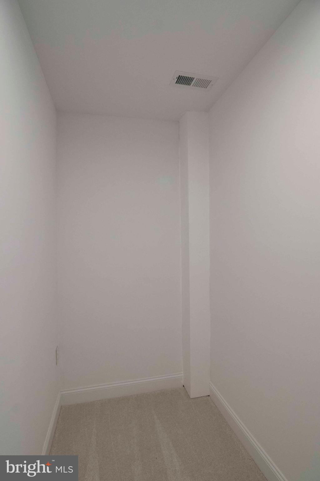 SHEN FARMS MT LAKE - Residential