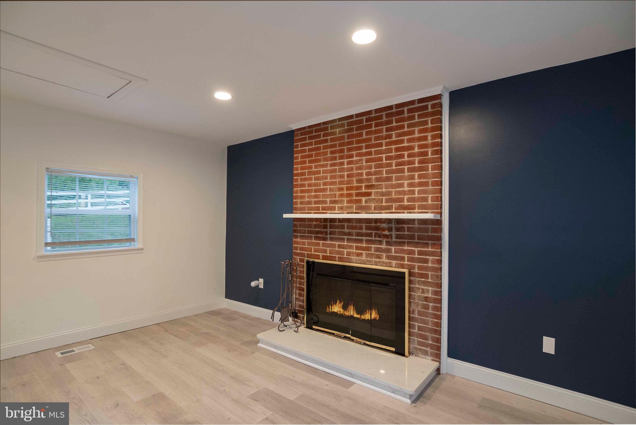 SHEN FARMS MT LAKE - Residential