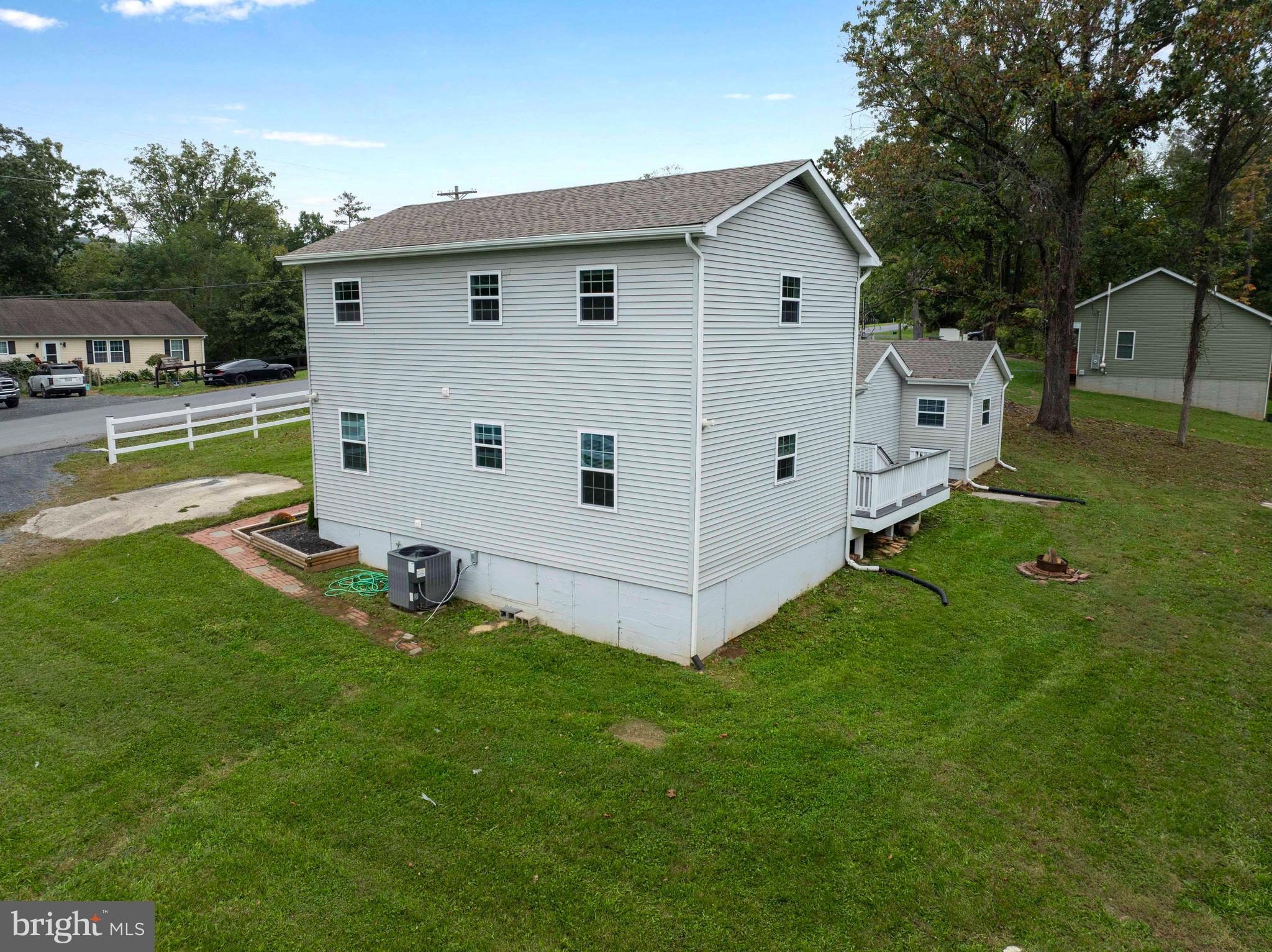 SHEN FARMS MT LAKE - Residential