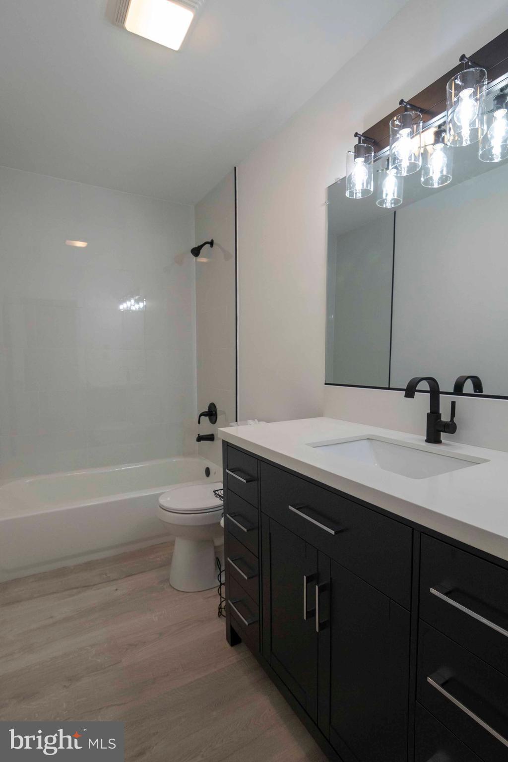 SHEN FARMS MT LAKE - Residential