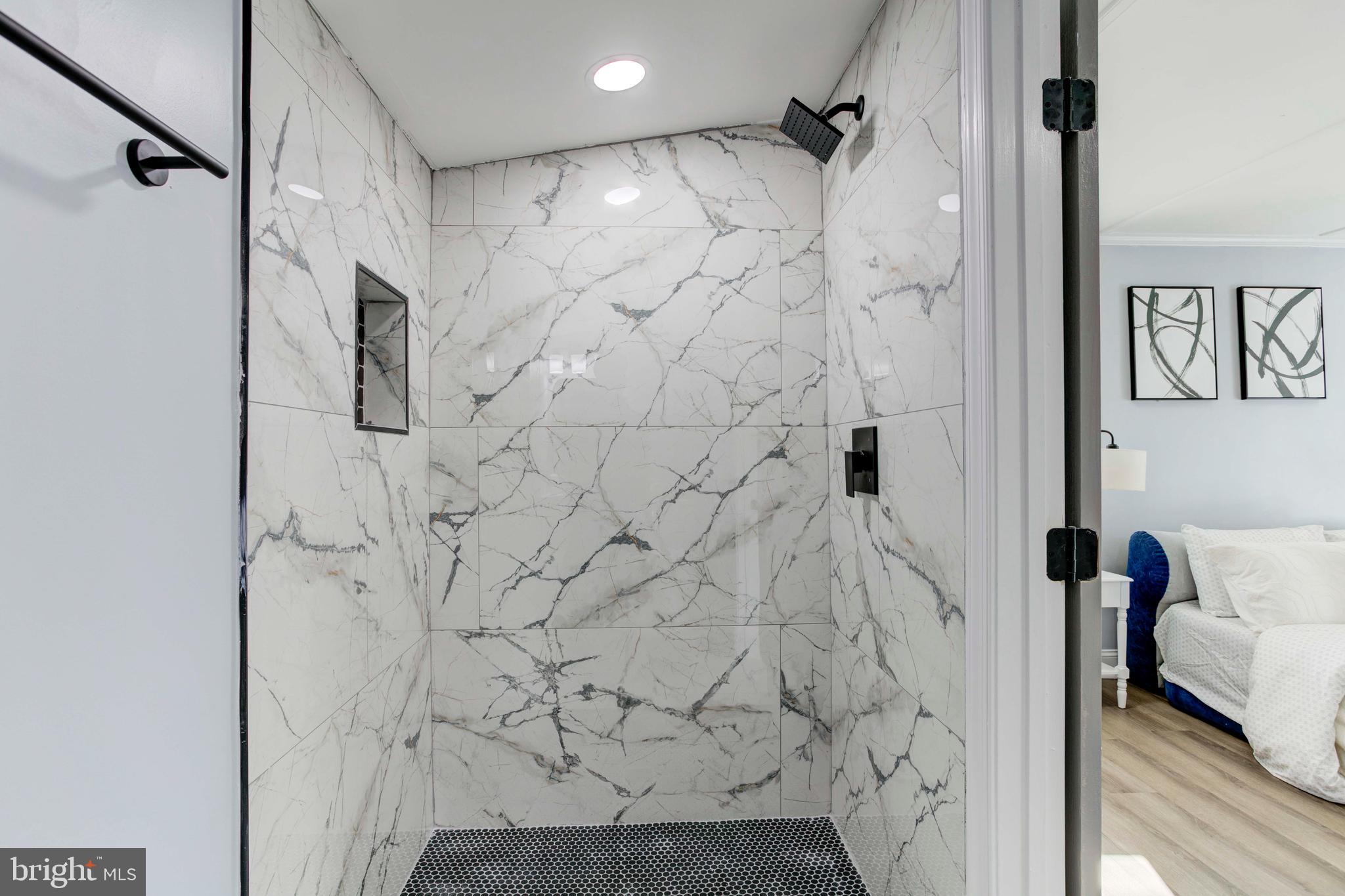 CAPITOL HEIGHTS - Residential