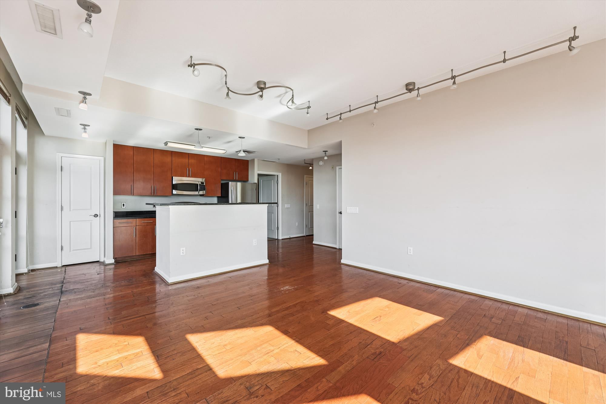 1390 KENYON STREET NW 717