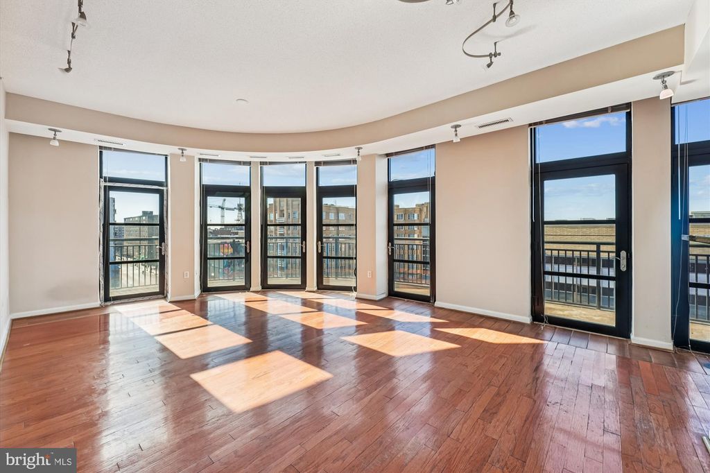 Photo of 1390 Kenyon Street NW #717, WASHINGTON, DC 20010 (MLS # DCDC2243786)