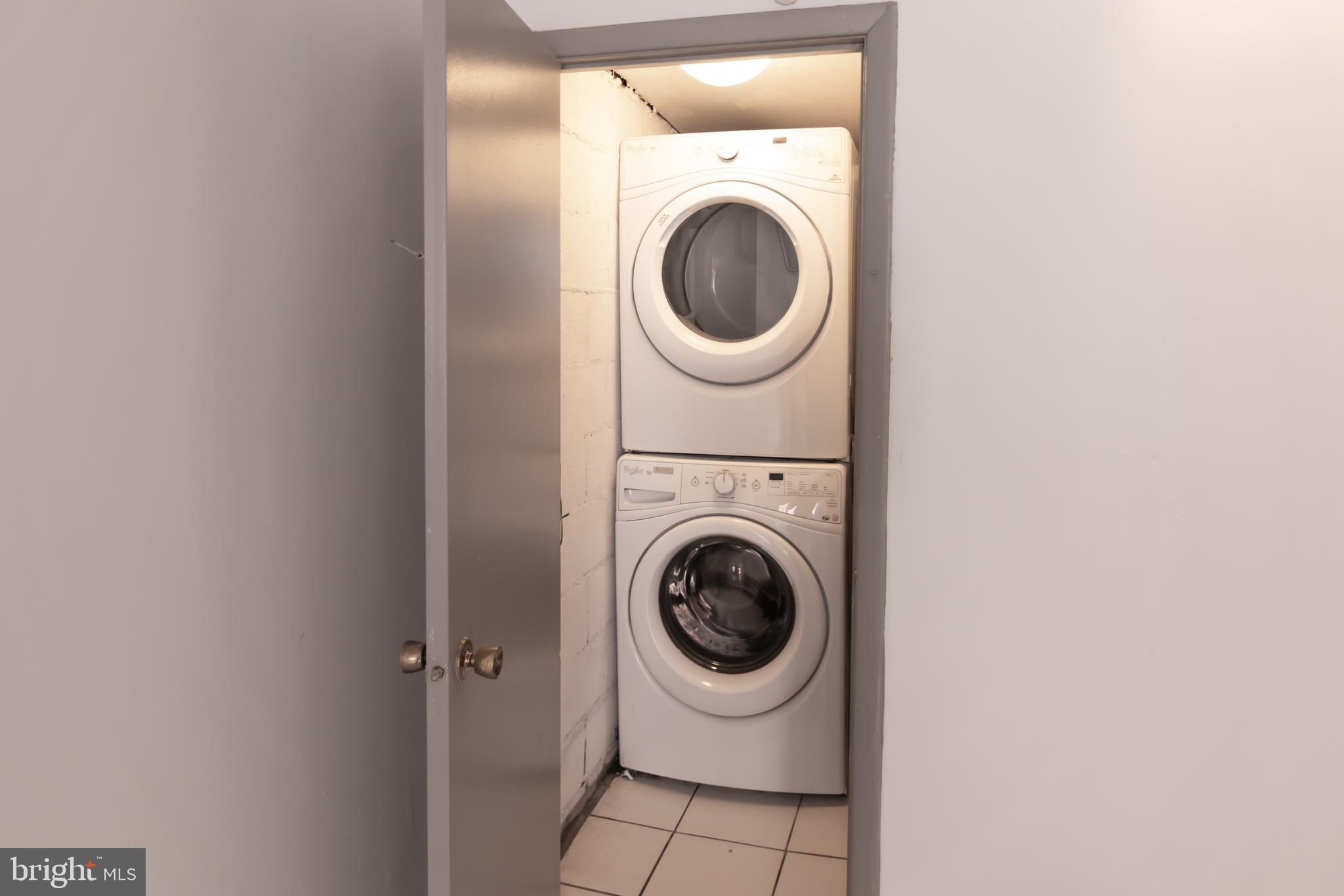 GIRARD ESTATES - Residential