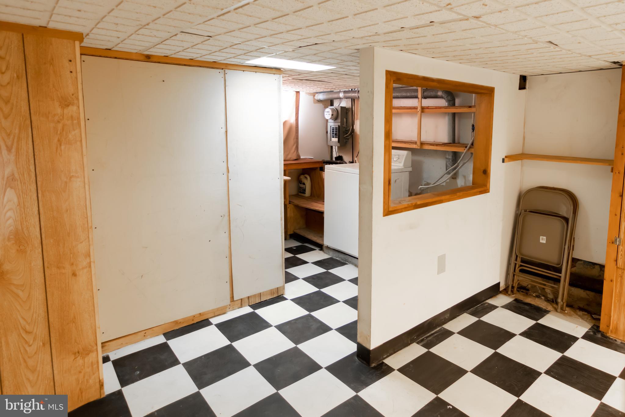 GIRARD ESTATES - Residential