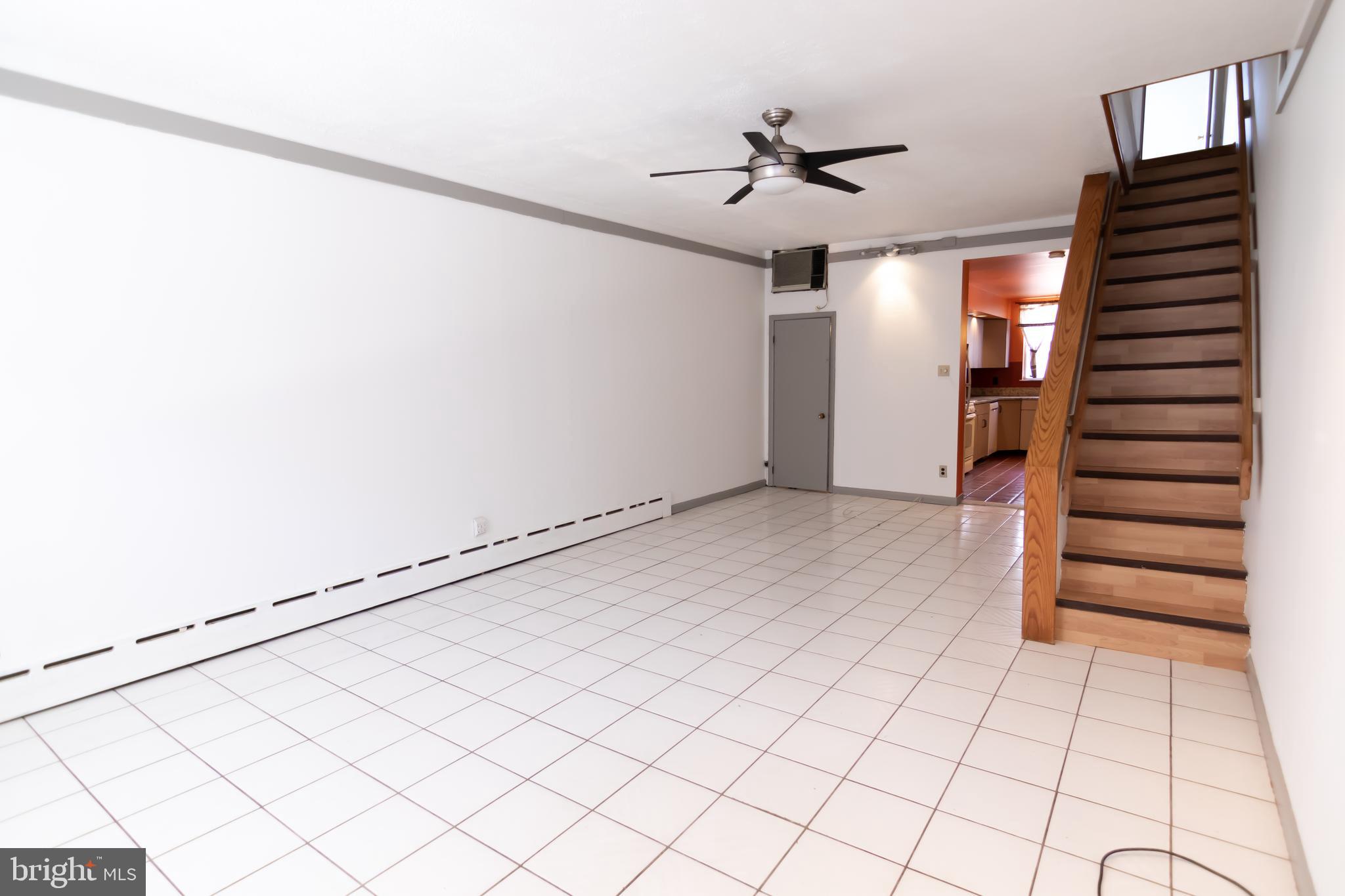 GIRARD ESTATES - Residential