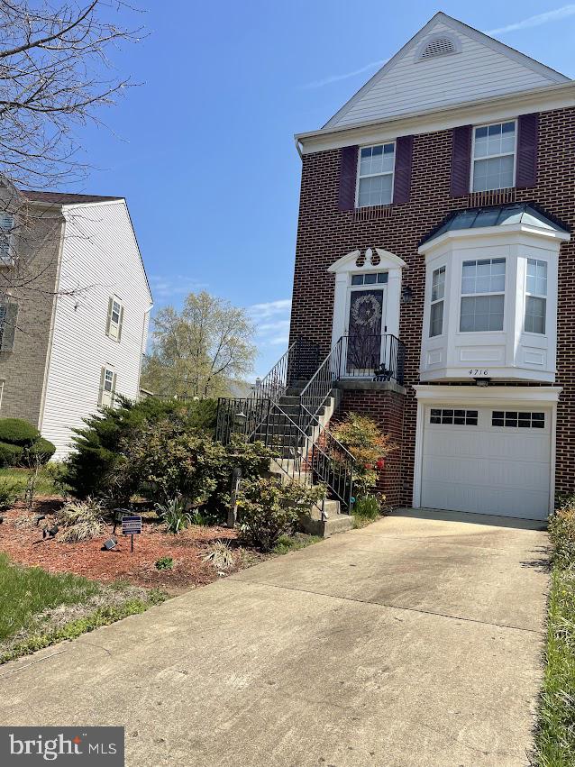 BROWN STATION - Residential