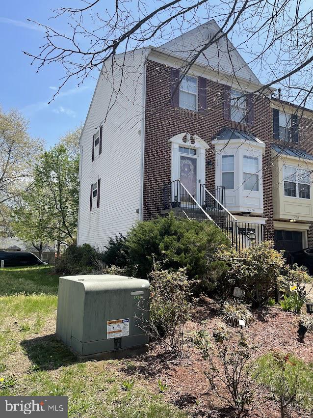 BROWN STATION - Residential