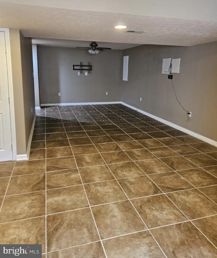 PEMBROOKE - Residential Lease