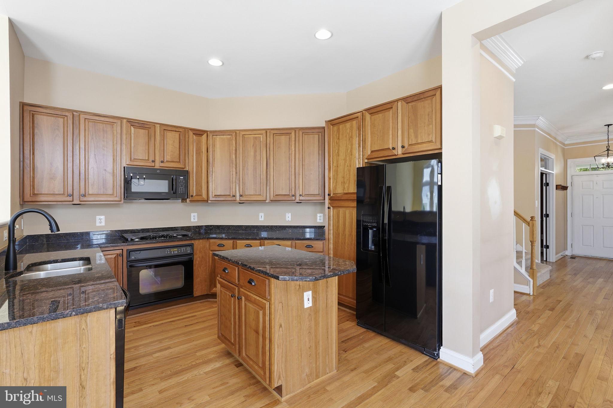CORTLAND SQUARE - Residential