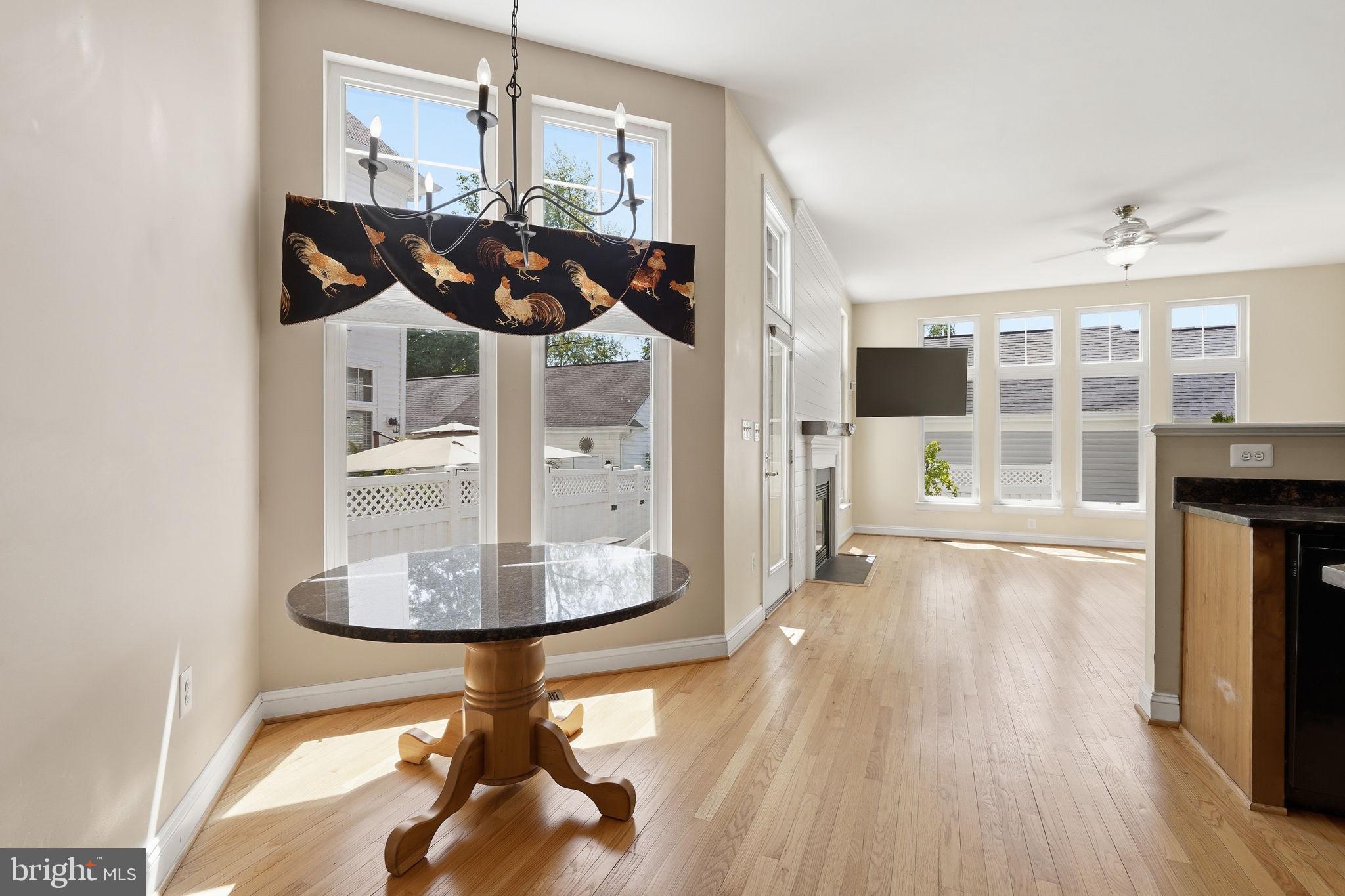 CORTLAND SQUARE - Residential