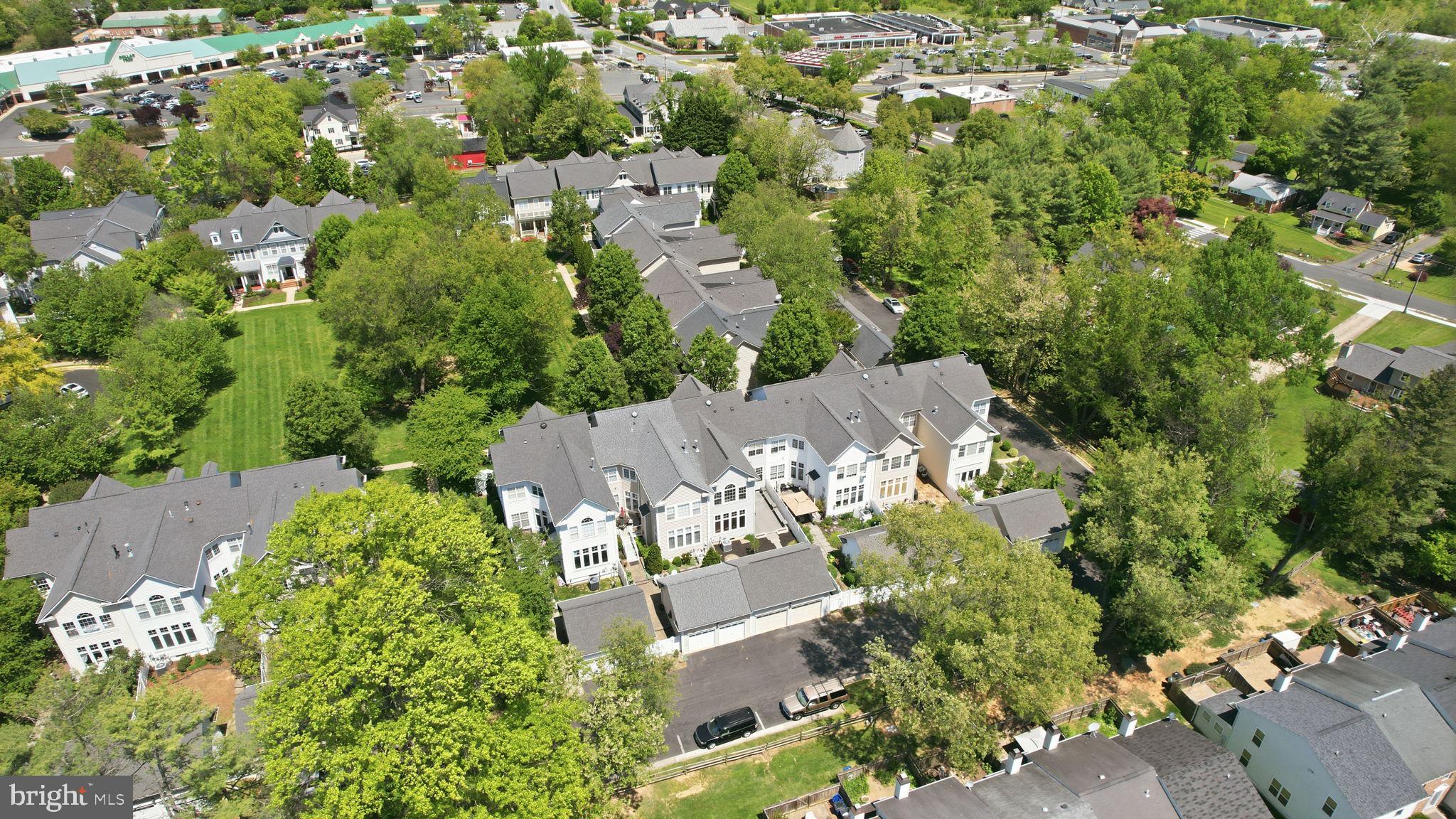 CORTLAND SQUARE - Residential