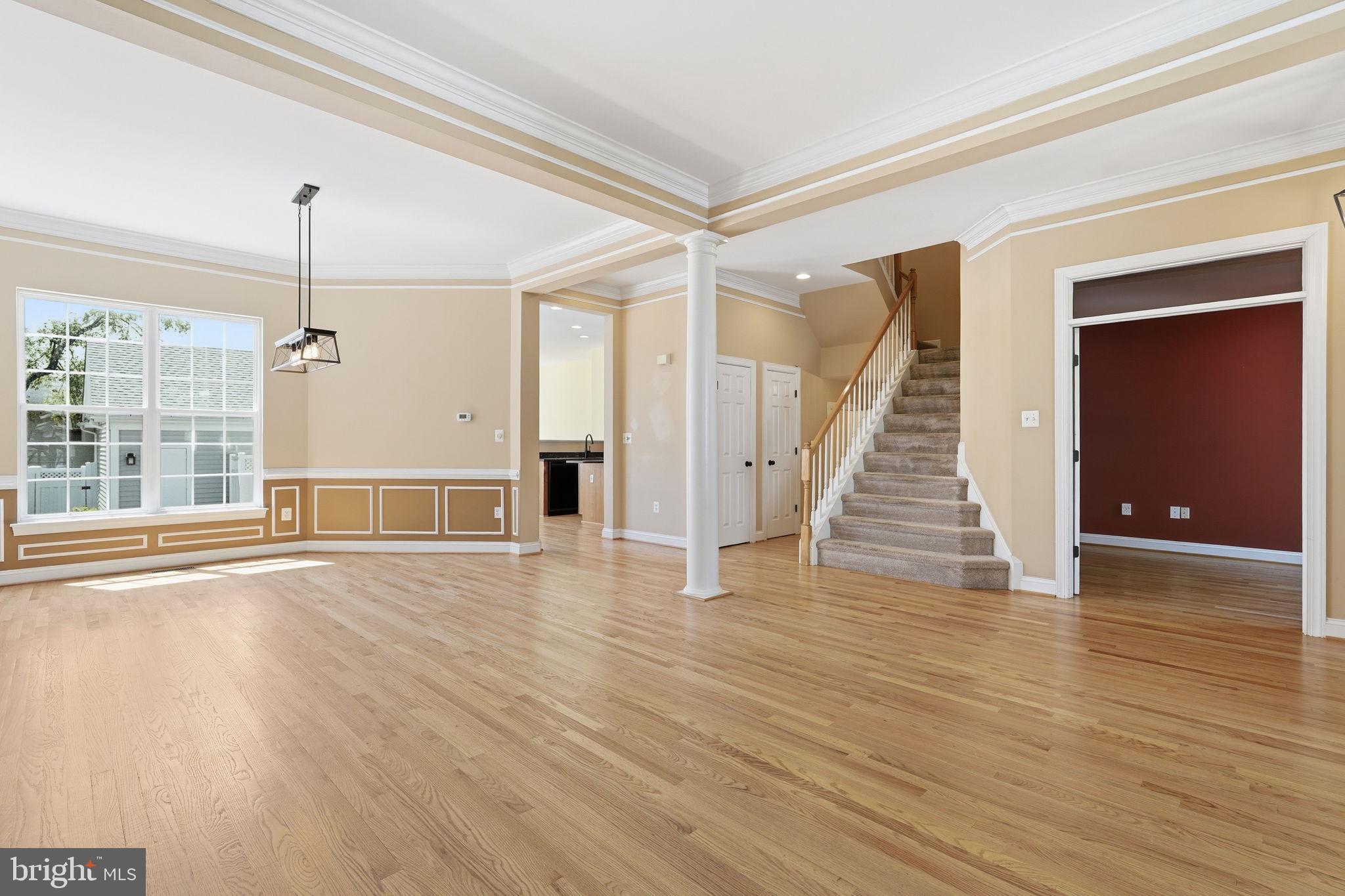 530 GENTLEWOOD SQUARE