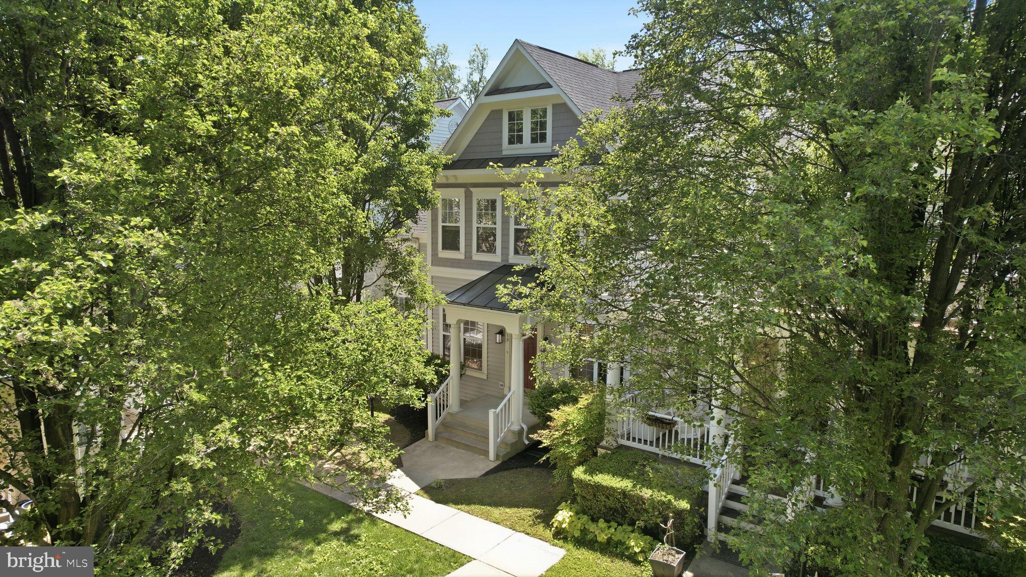 530 GENTLEWOOD SQUARE