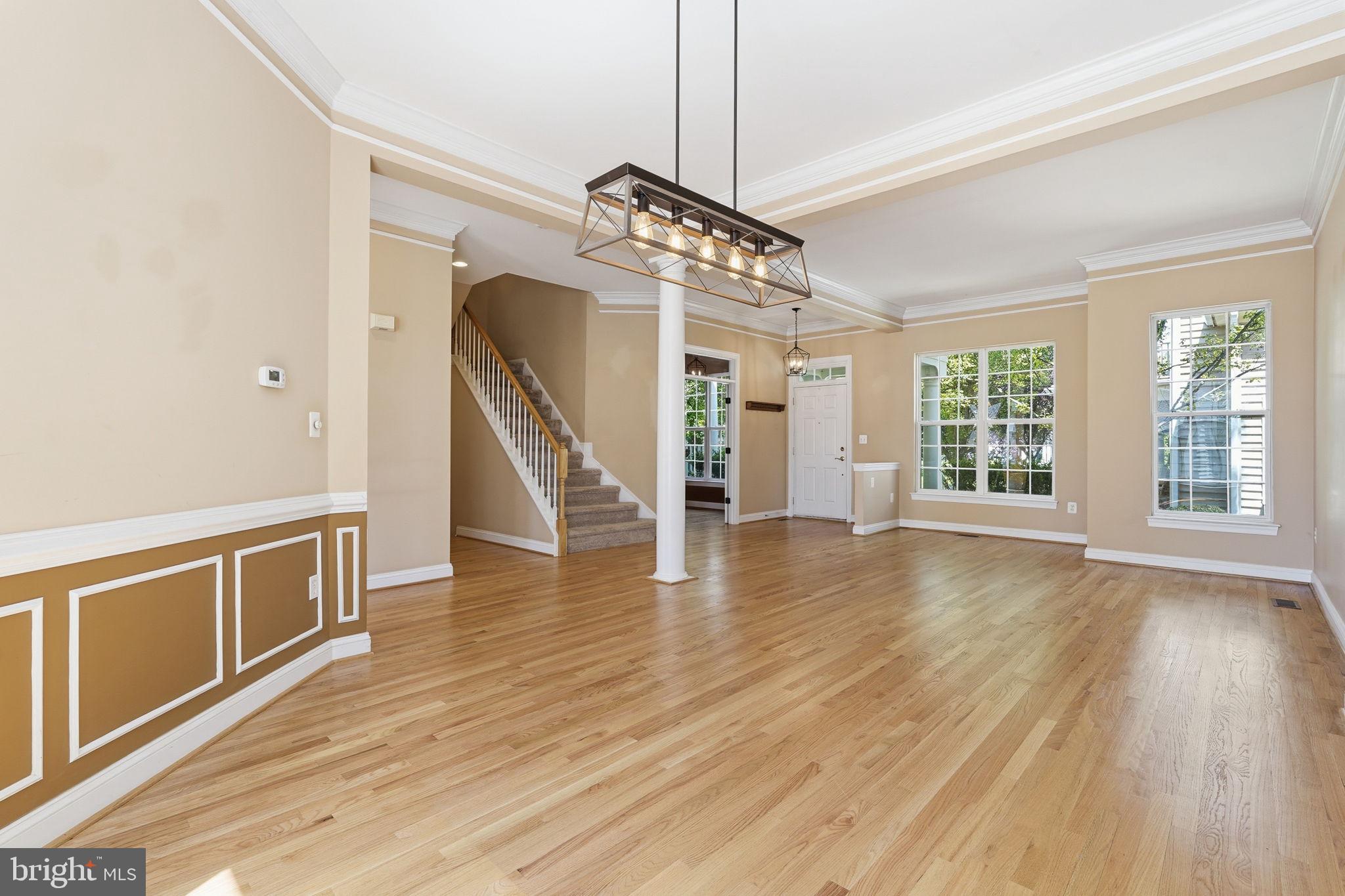 530 GENTLEWOOD SQUARE