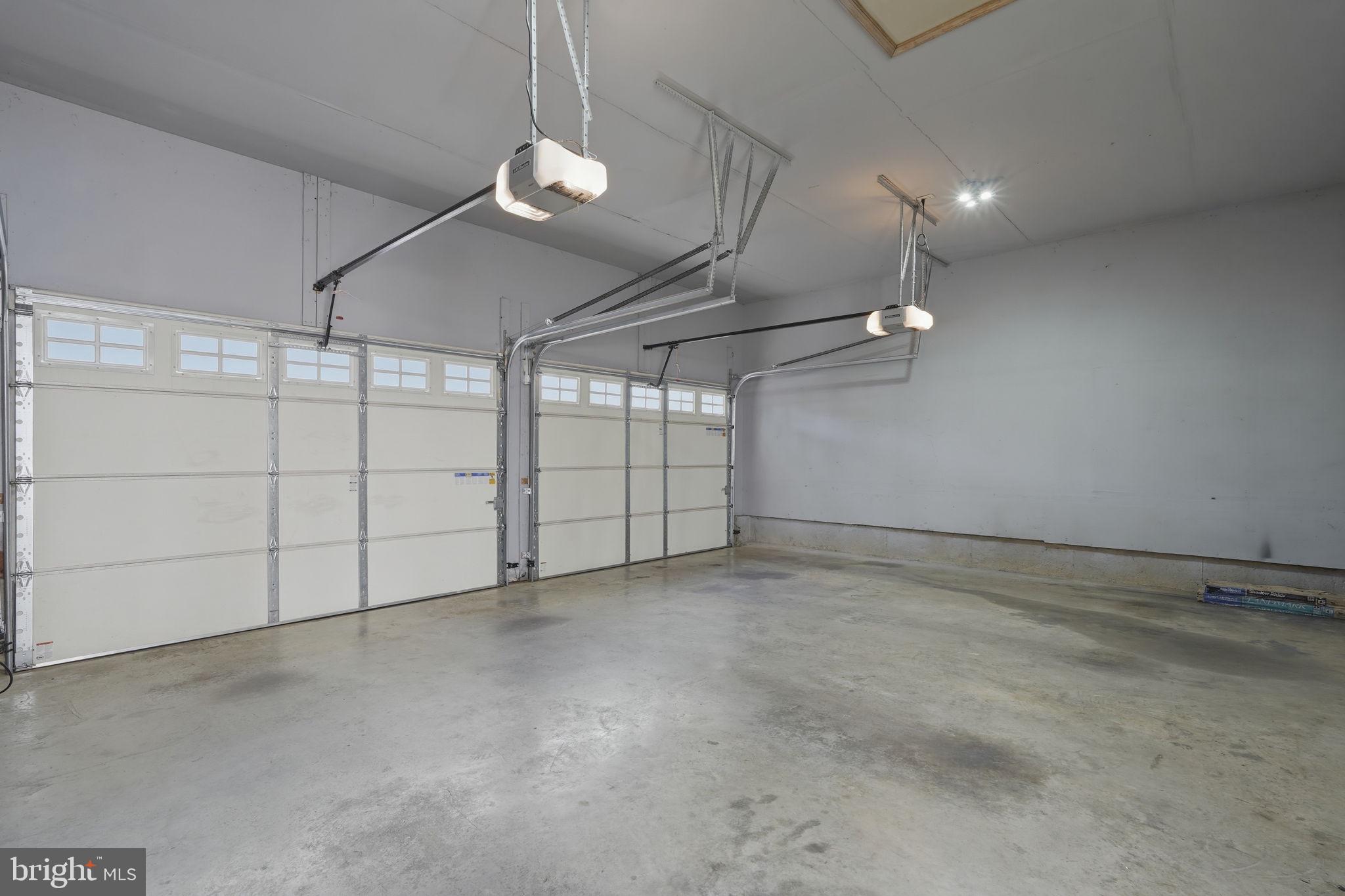CORTLAND SQUARE - Residential