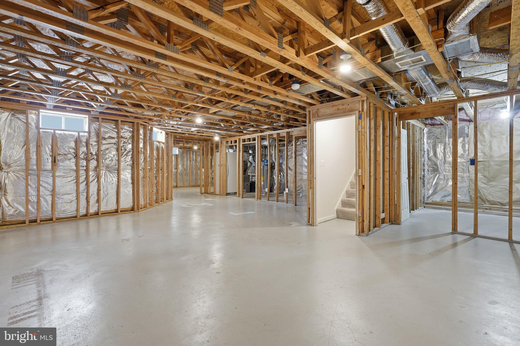 CORTLAND SQUARE - Residential
