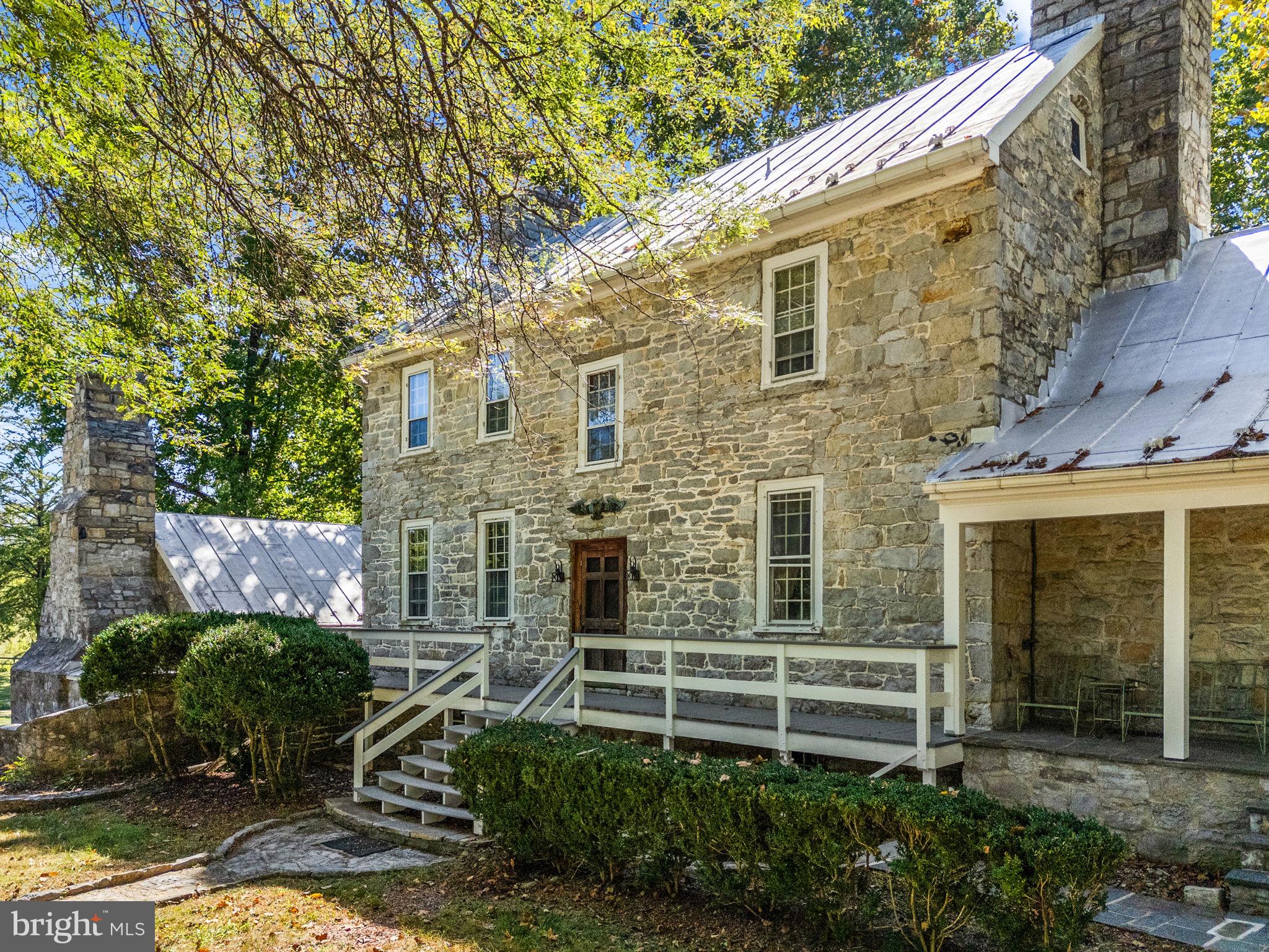2479 ROCKLAND ROAD