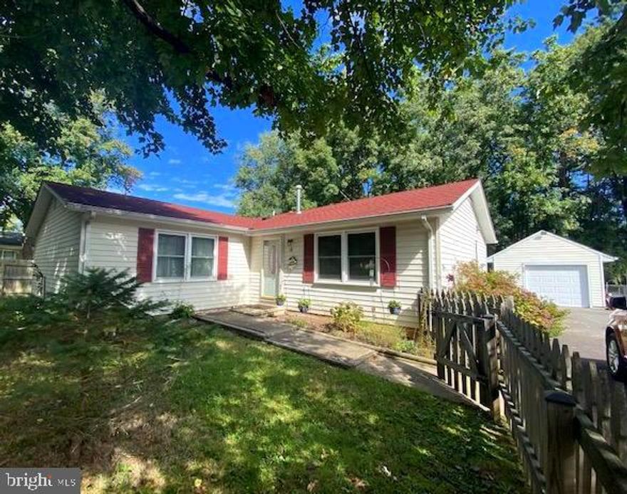 Sweet "L" shaped rambler on a quiet culdesac street with a POOL ! Many updates include stainless steel appliances and new flooring. Freshly painted interior.  Newer windows, newer roof too! One of the two full bathrooms have been updated beautifully.  Large bedrooms with generous sized closets.  There is a  detached single car garage that if oversized. The rear yard features a pool surrounded by decking. The entire yard is fenced,
including the front yard. Location is so very convenient! Quick access to Route 3 and all the shopping and dining! House has been loved by its owners and shows in the well cared for condition. Best of all NO HOA!
No extra fees or rules!!