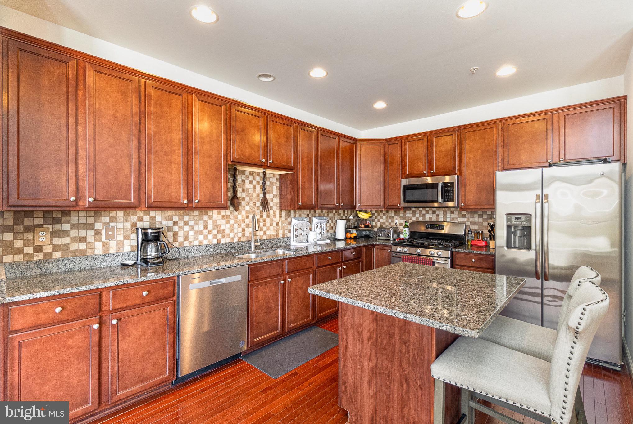 BEECH CREEK - Residential