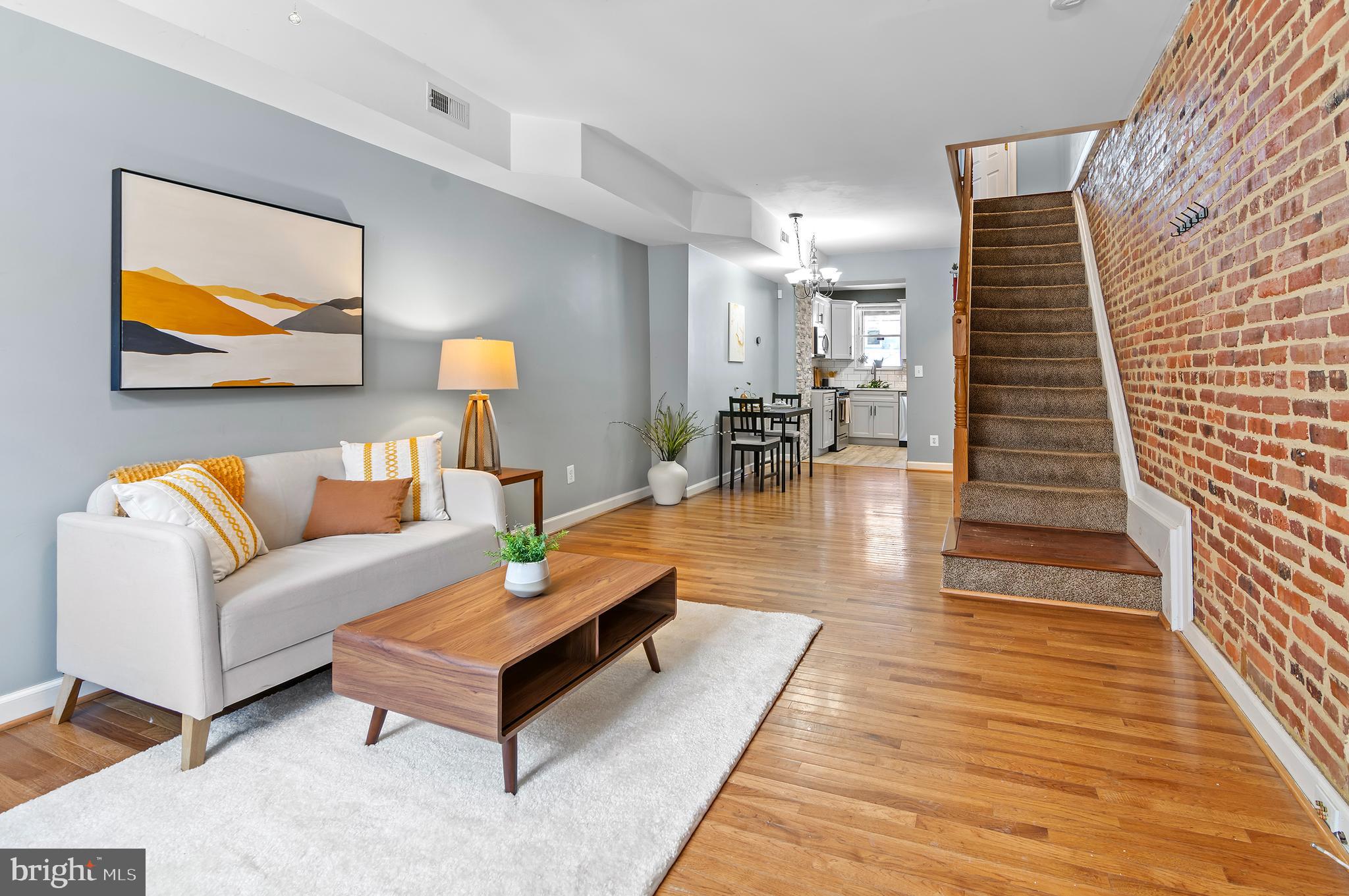 HIGHLANDTOWN - Residential