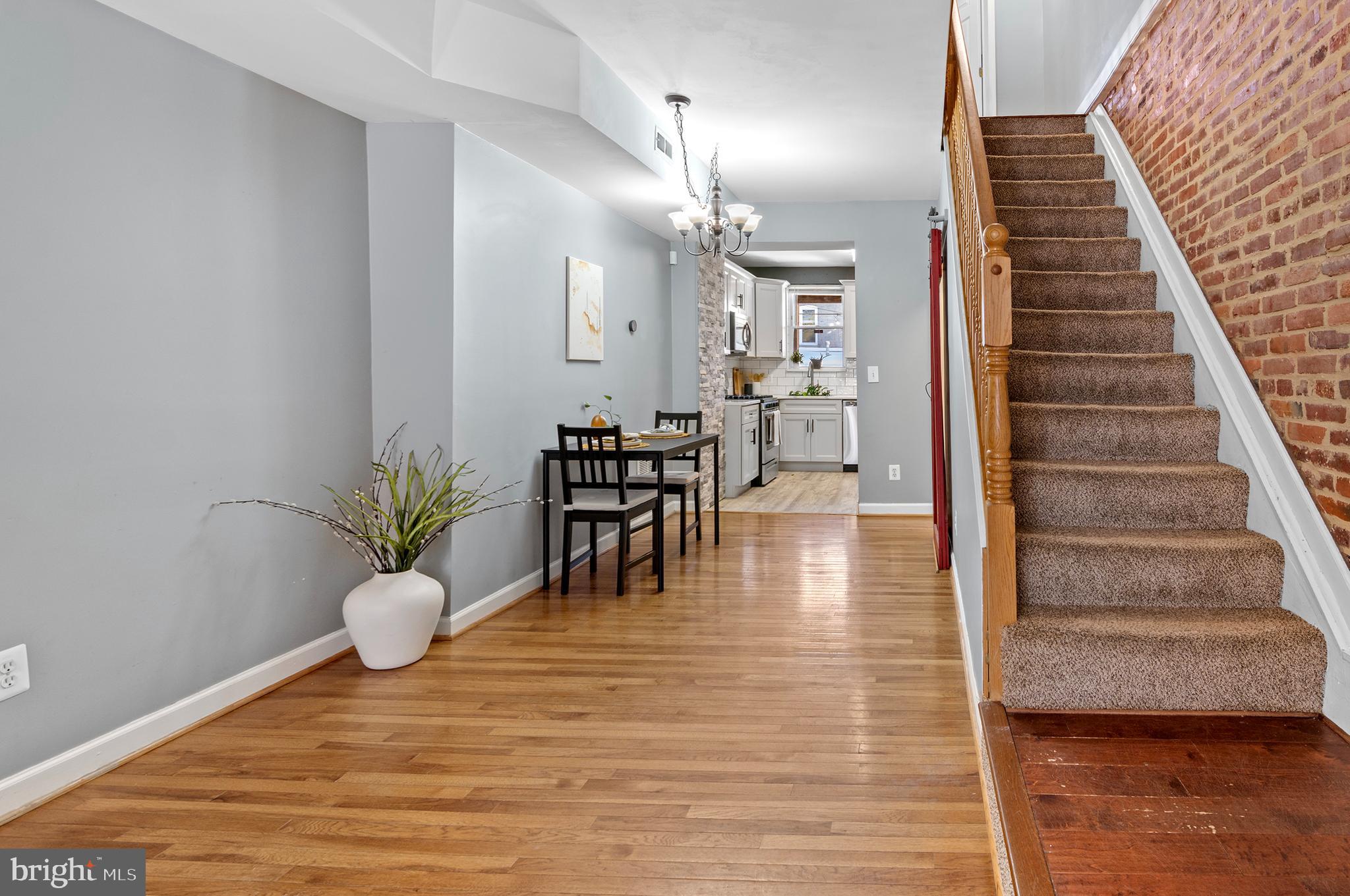 HIGHLANDTOWN - Residential