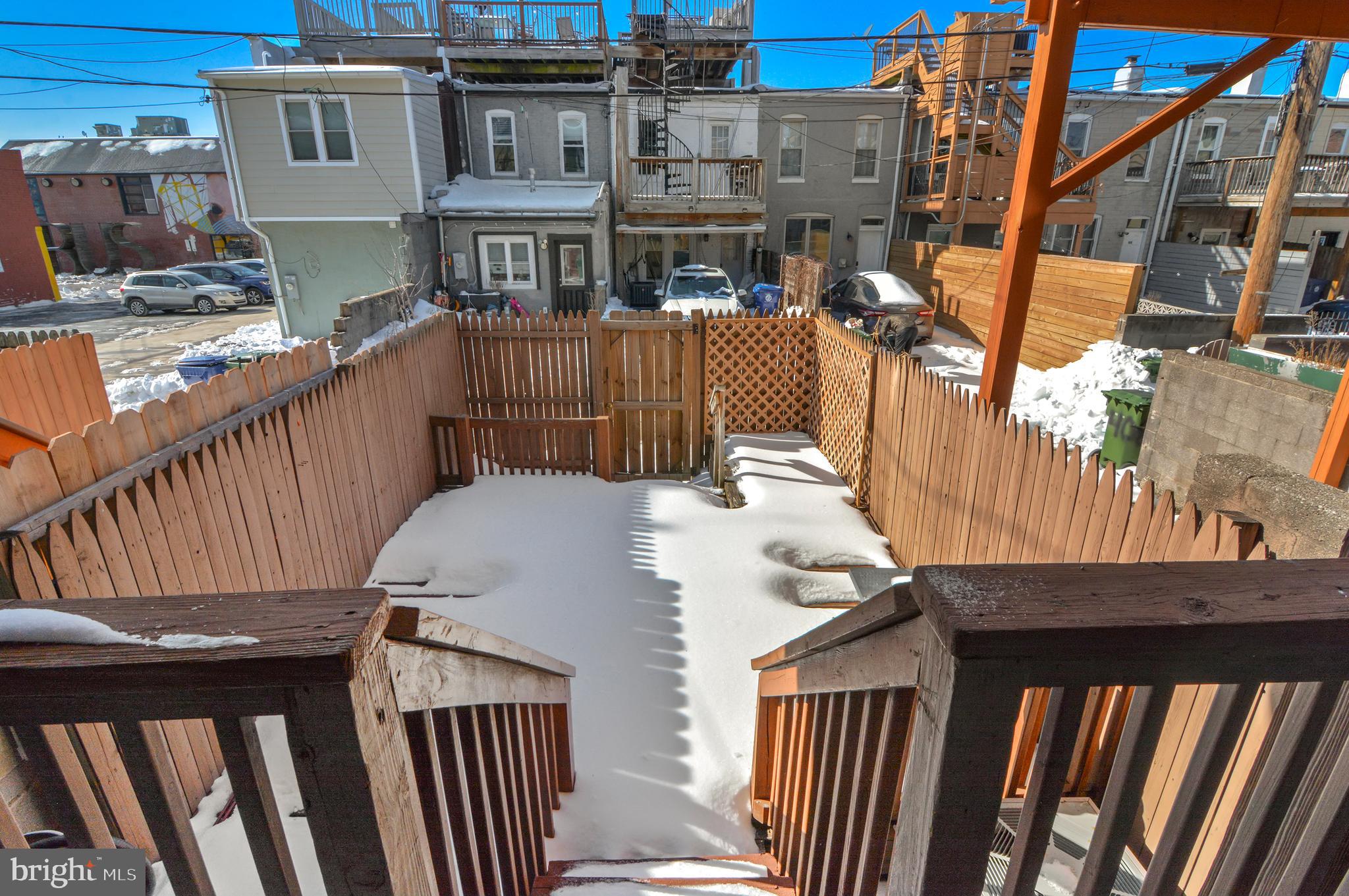 HIGHLANDTOWN - Residential