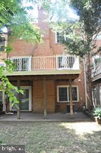 DECOVERLY ADVENTURE - Residential Lease