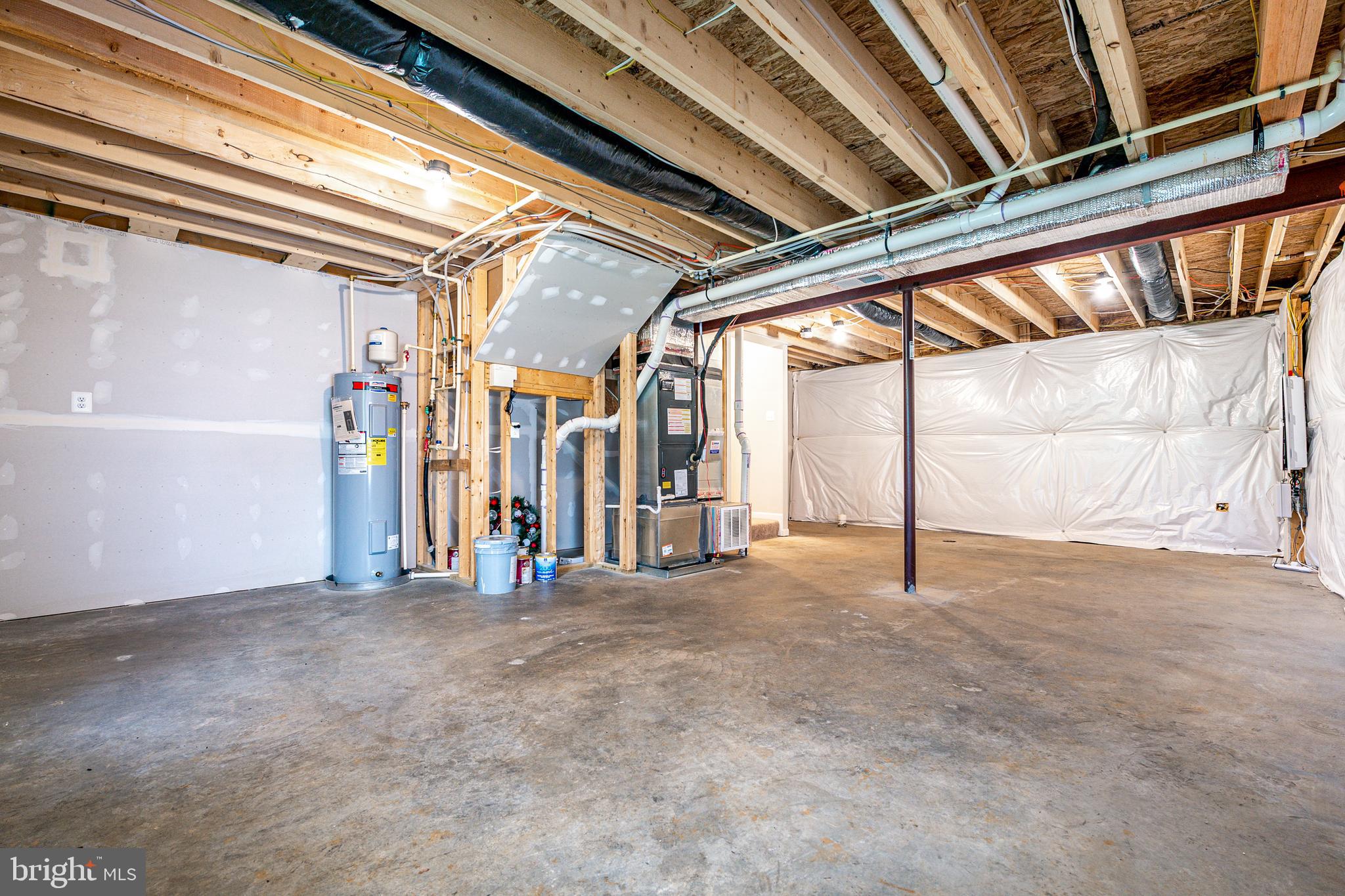 CEDAR SPRING - Residential Lease