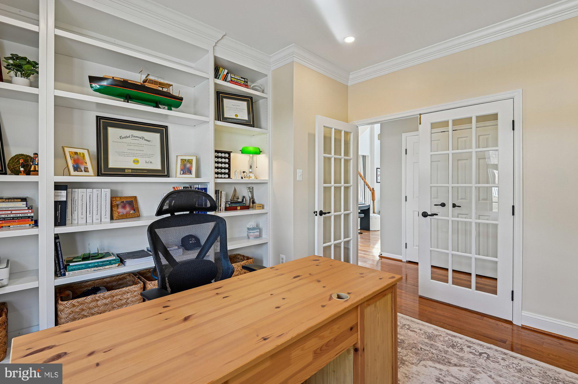 DENNIS PRESERVE - Residential