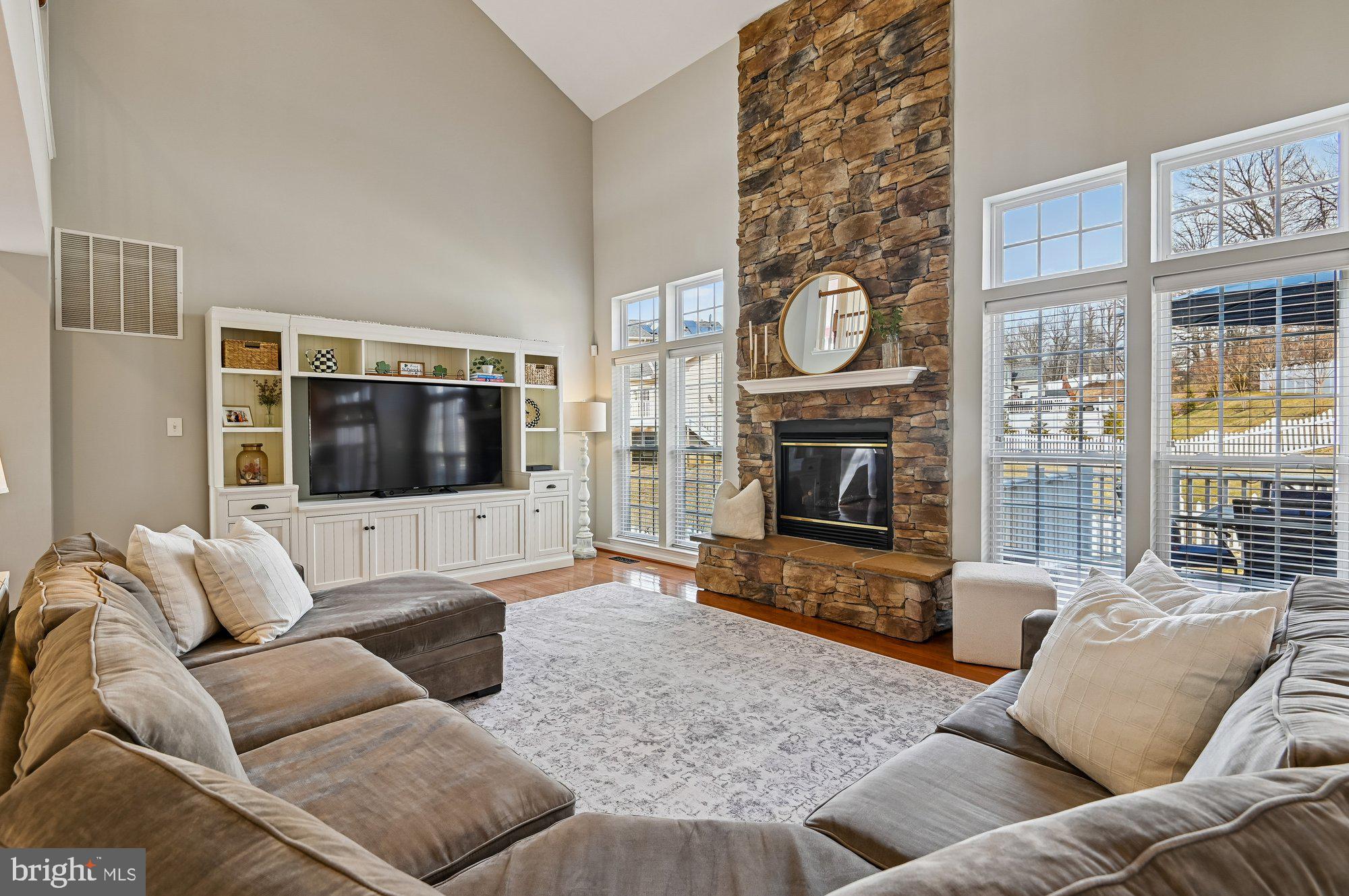 DENNIS PRESERVE - Residential