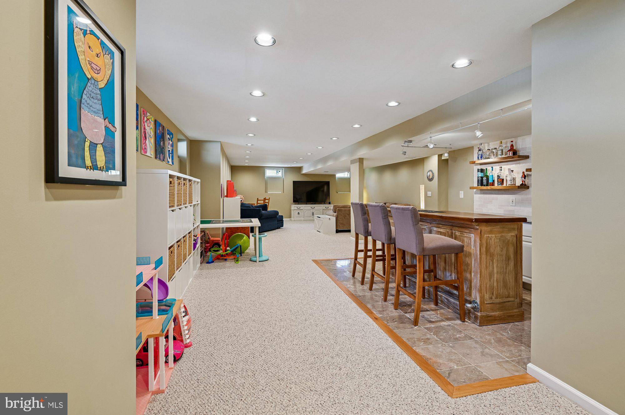 DENNIS PRESERVE - Residential