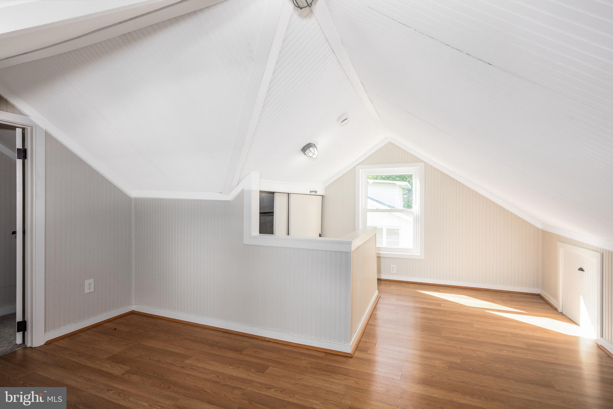 FRANKLIN MANOR BEACH - Residential Lease