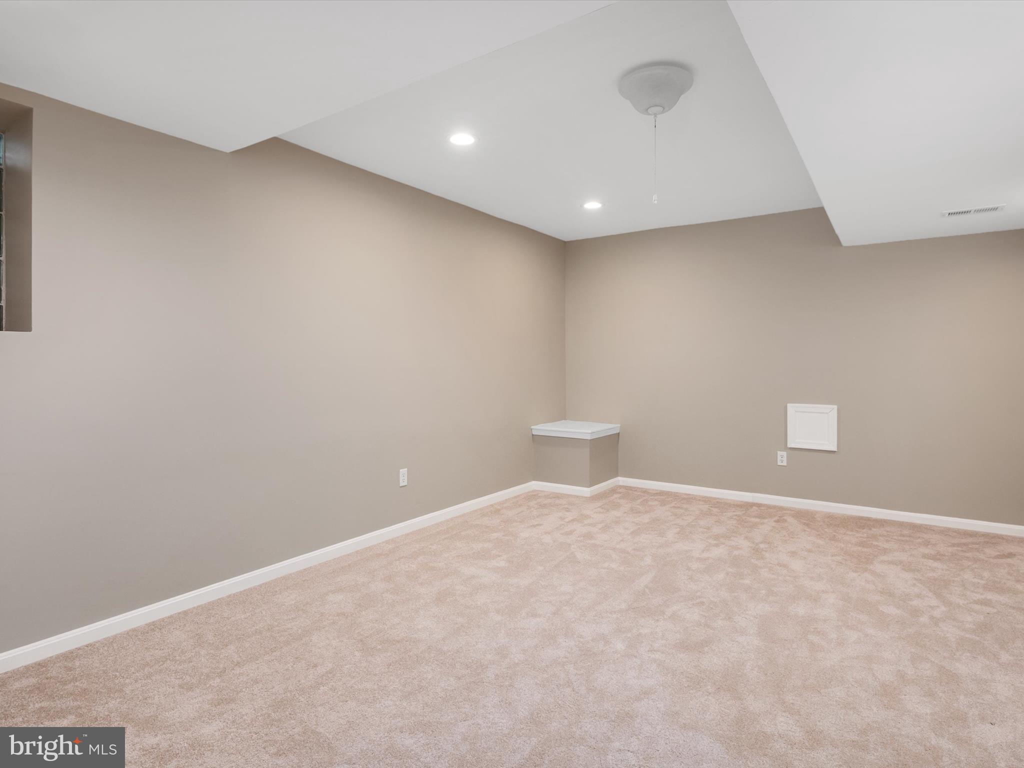 BERRYWOOD ACRES - Residential