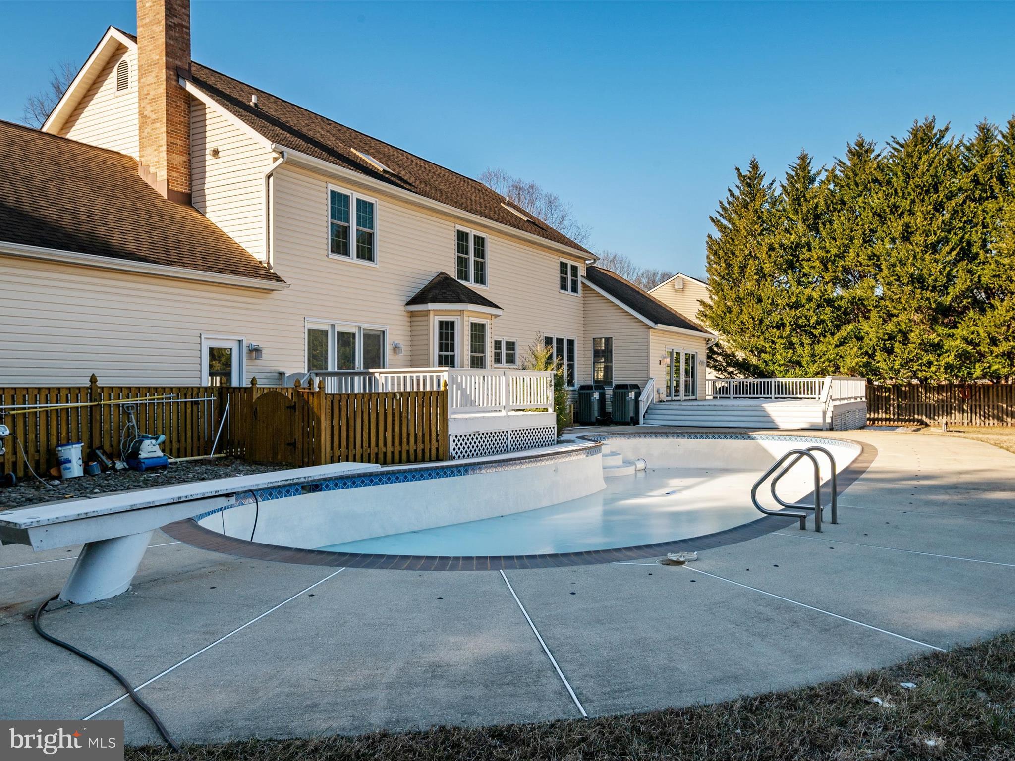 BERRYWOOD ACRES - Residential