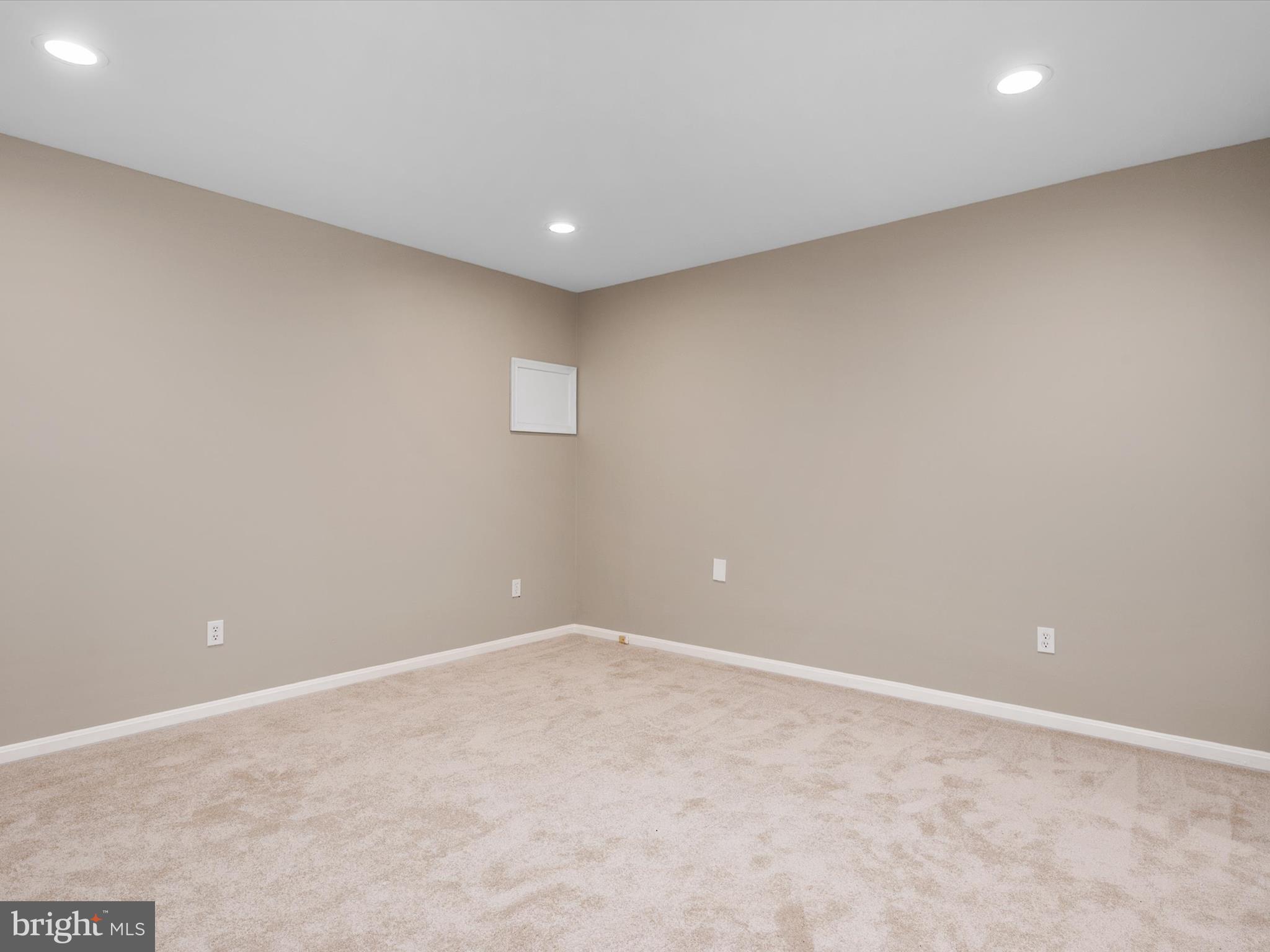 BERRYWOOD ACRES - Residential