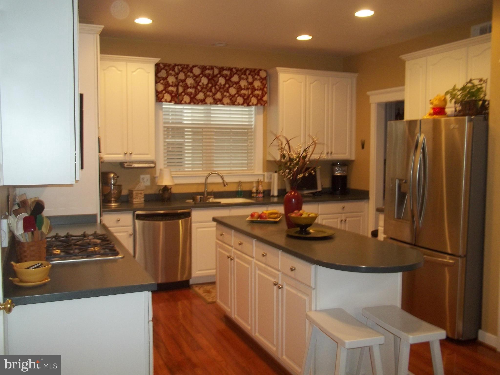 MEADOWS AT MORRIS FARM - Residential